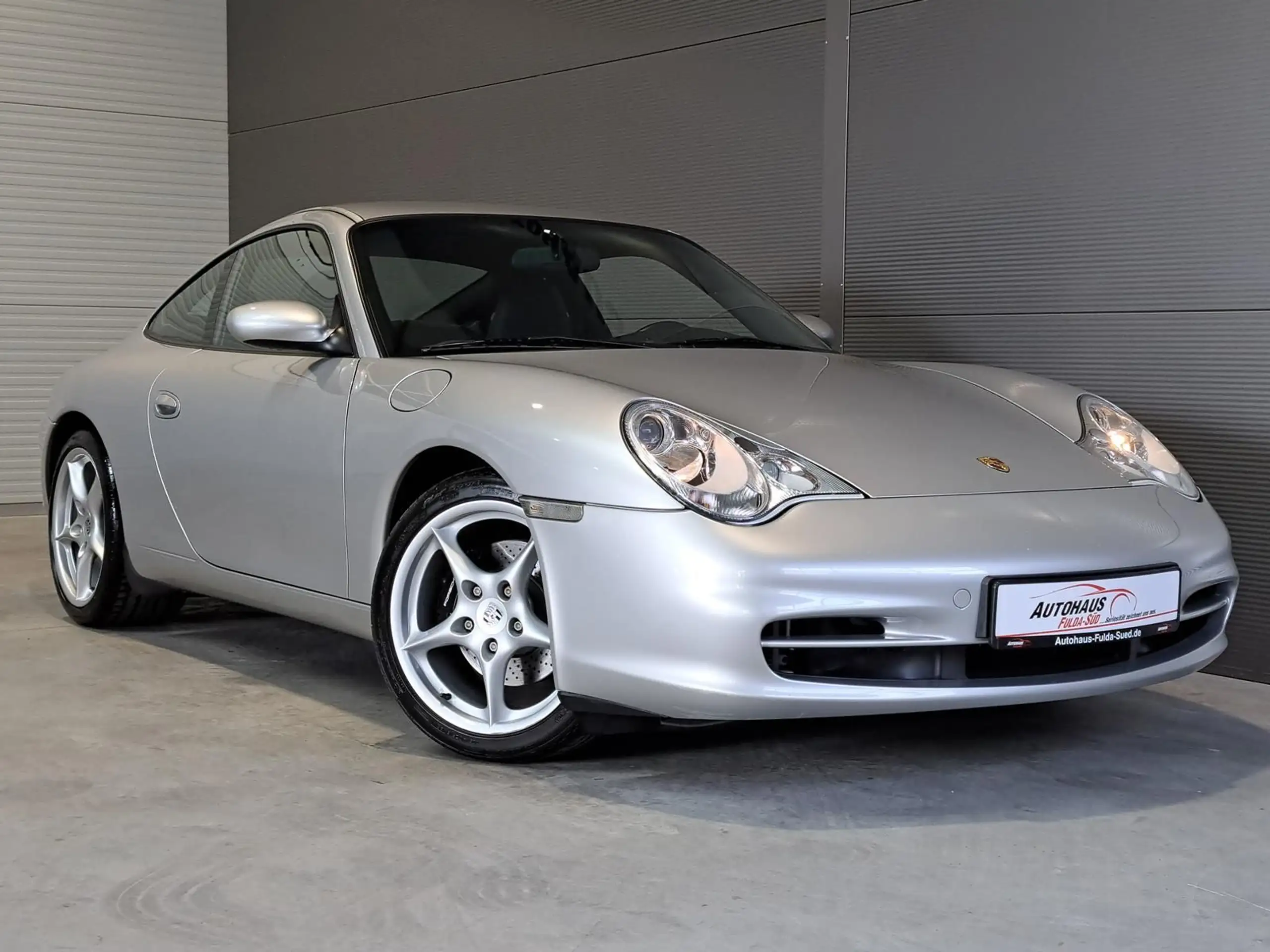 Porsche - 996