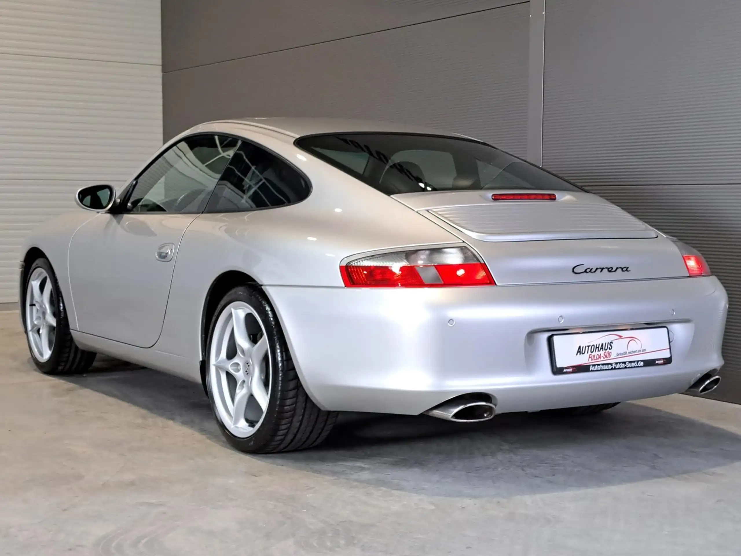 Porsche - 996