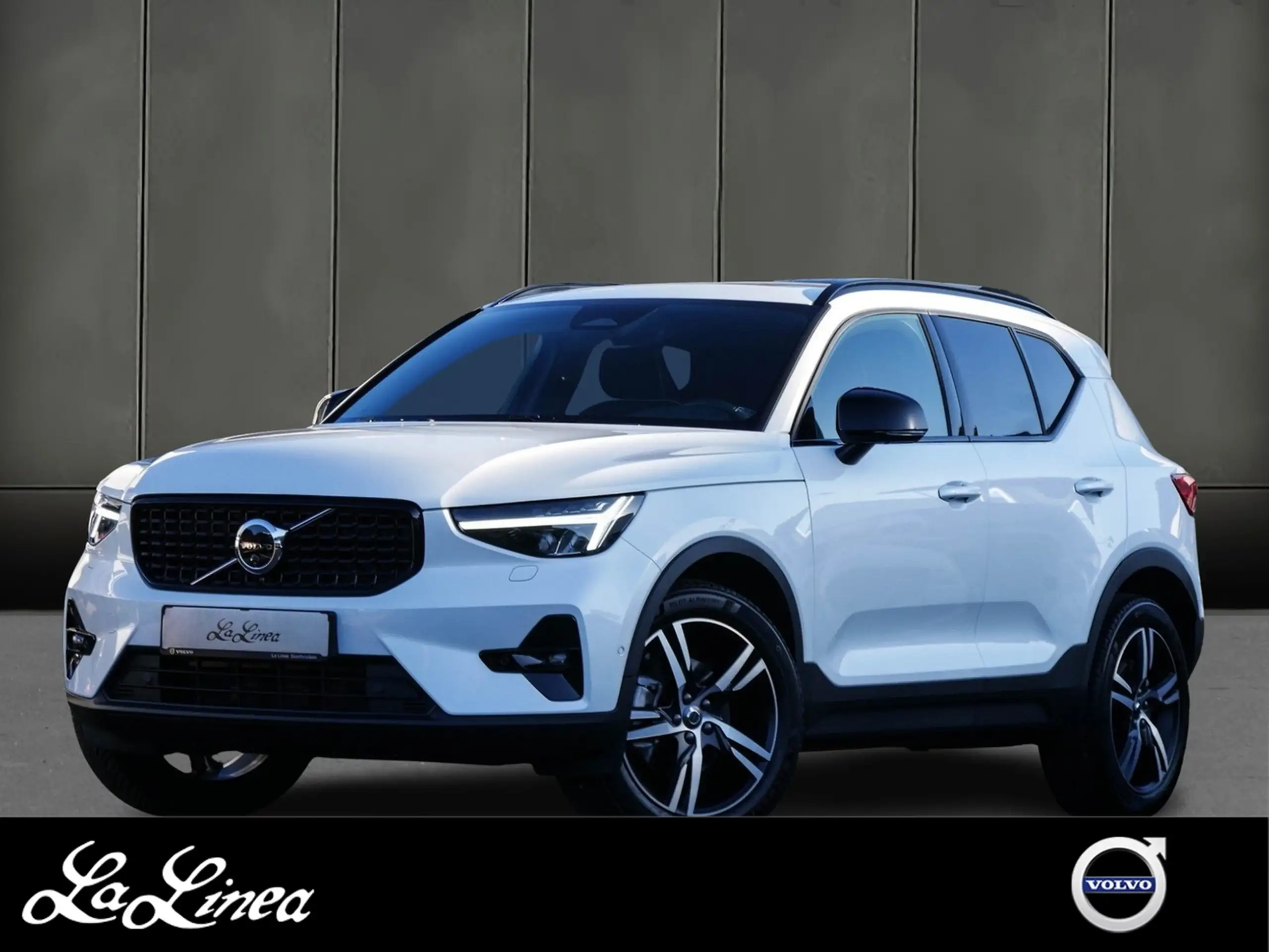 Volvo - XC40