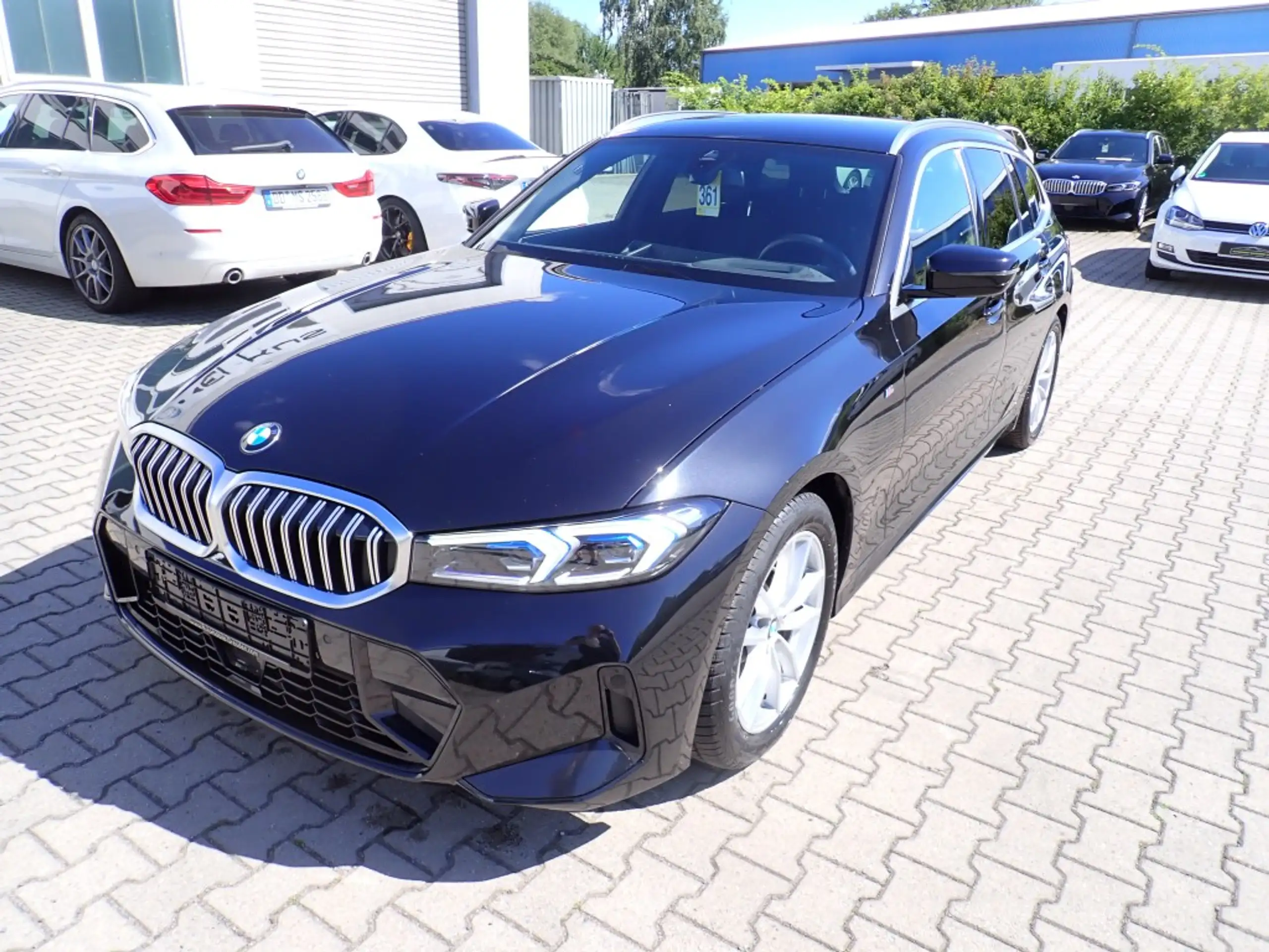 BMW - 330