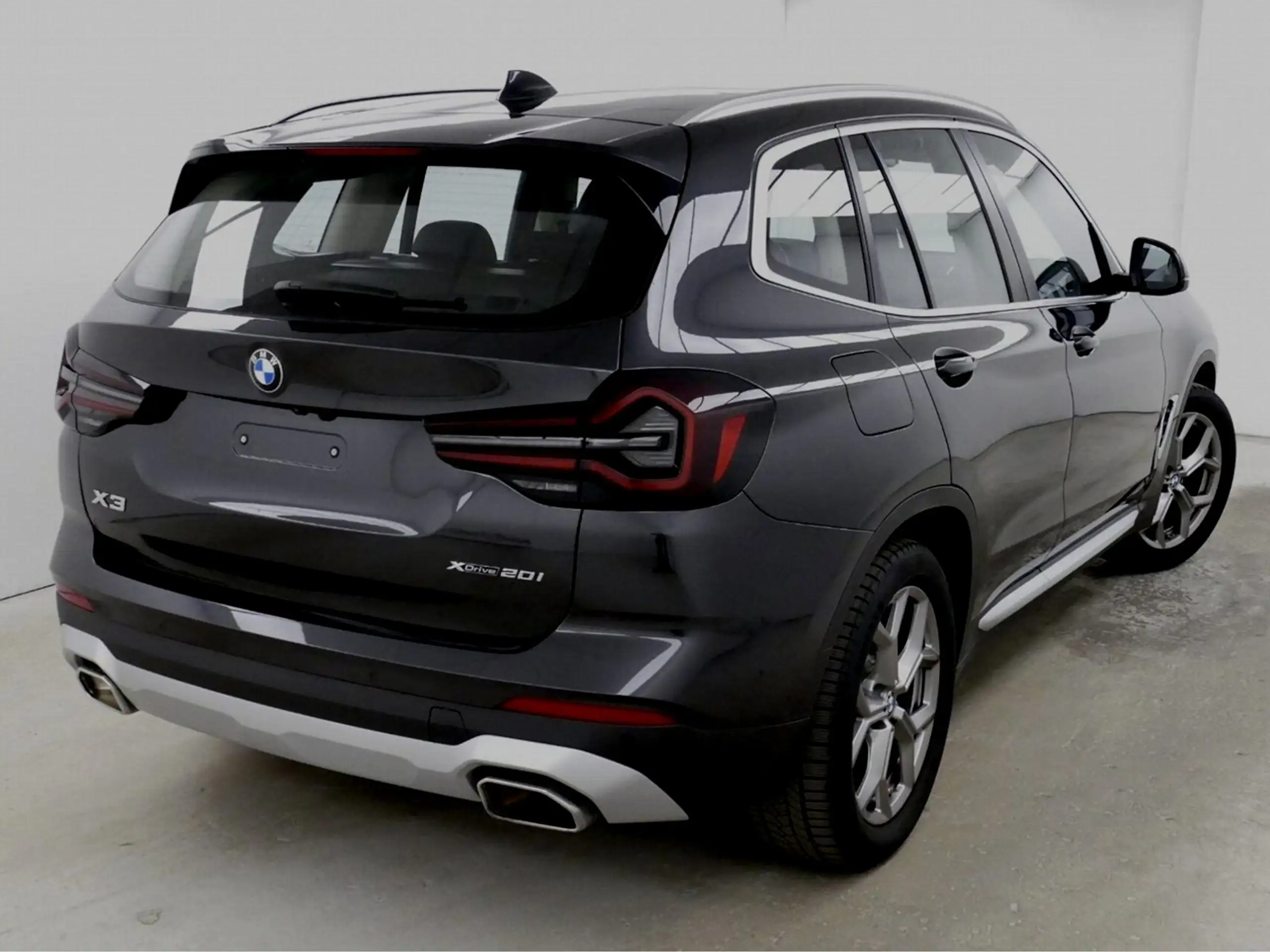 BMW - X3