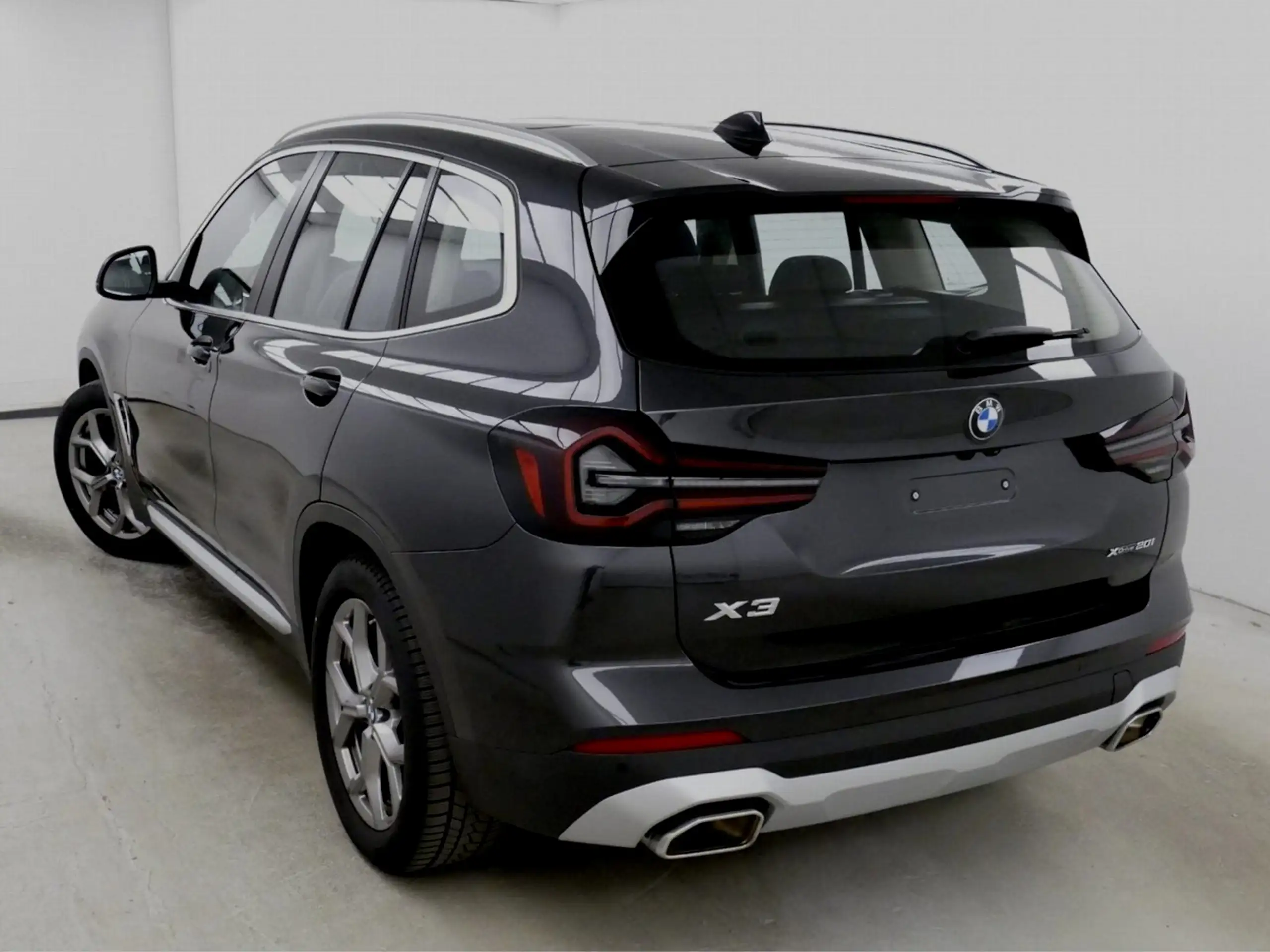 BMW - X3