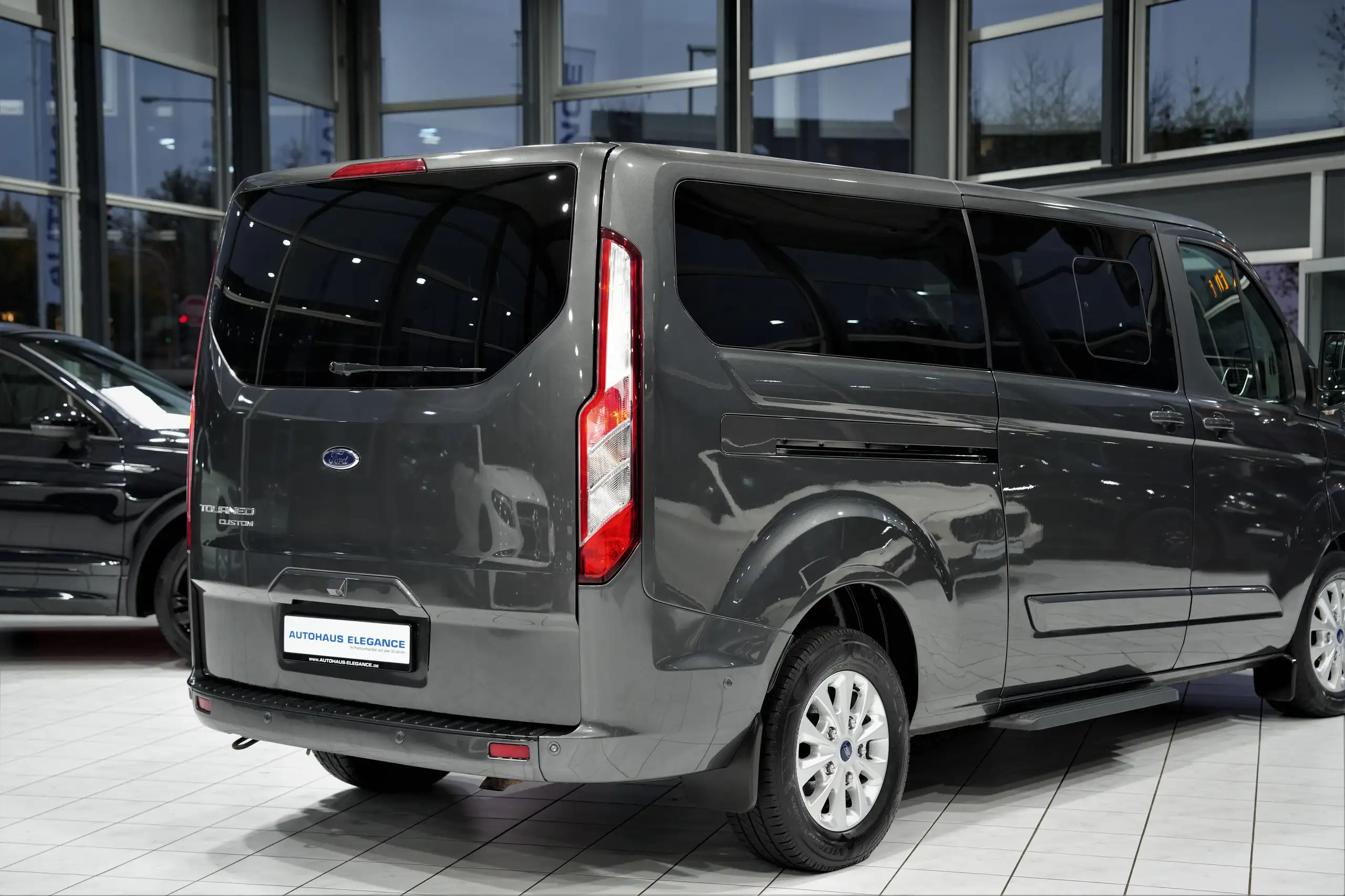 Ford - Tourneo Custom