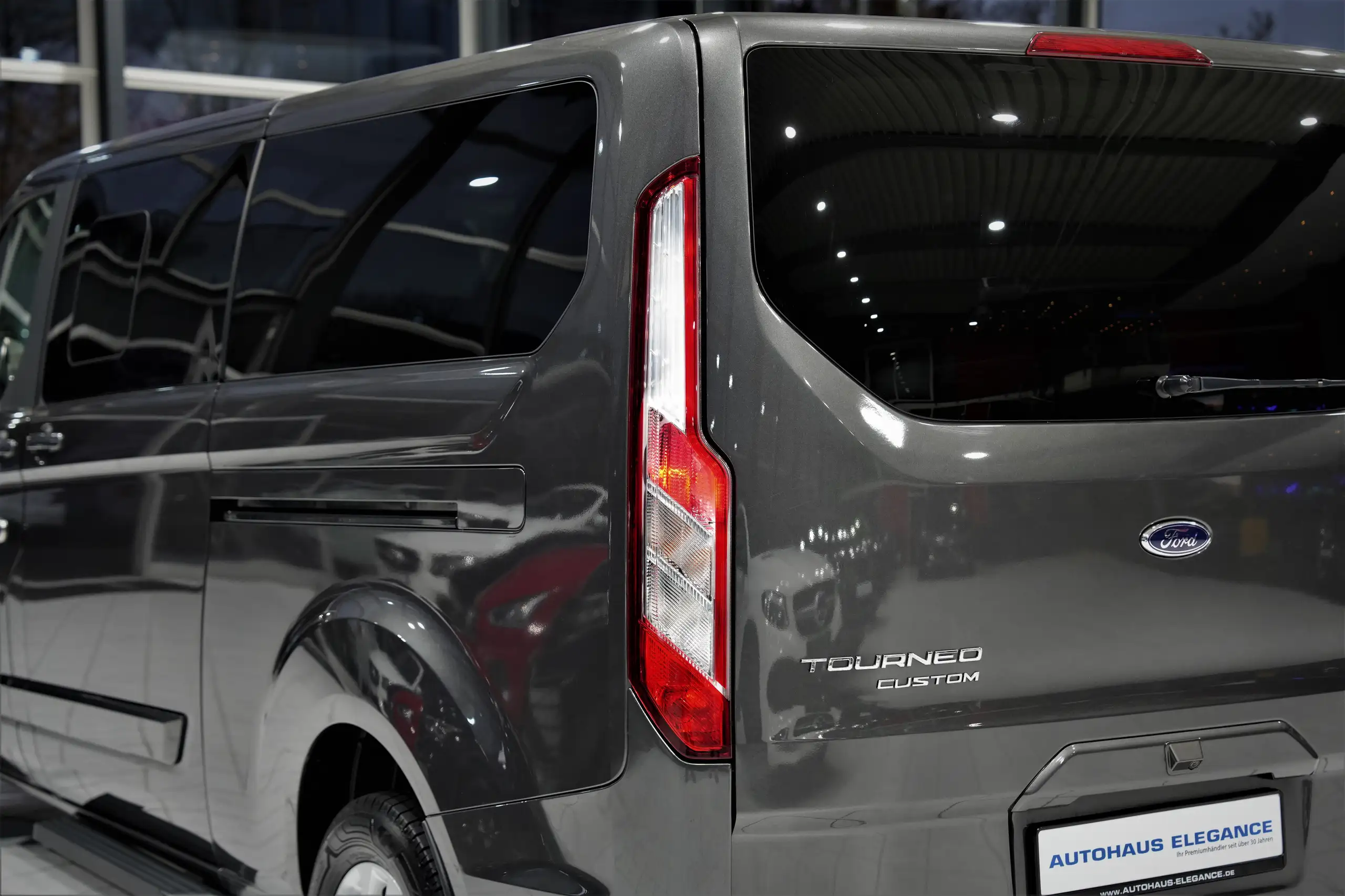 Ford - Tourneo Custom