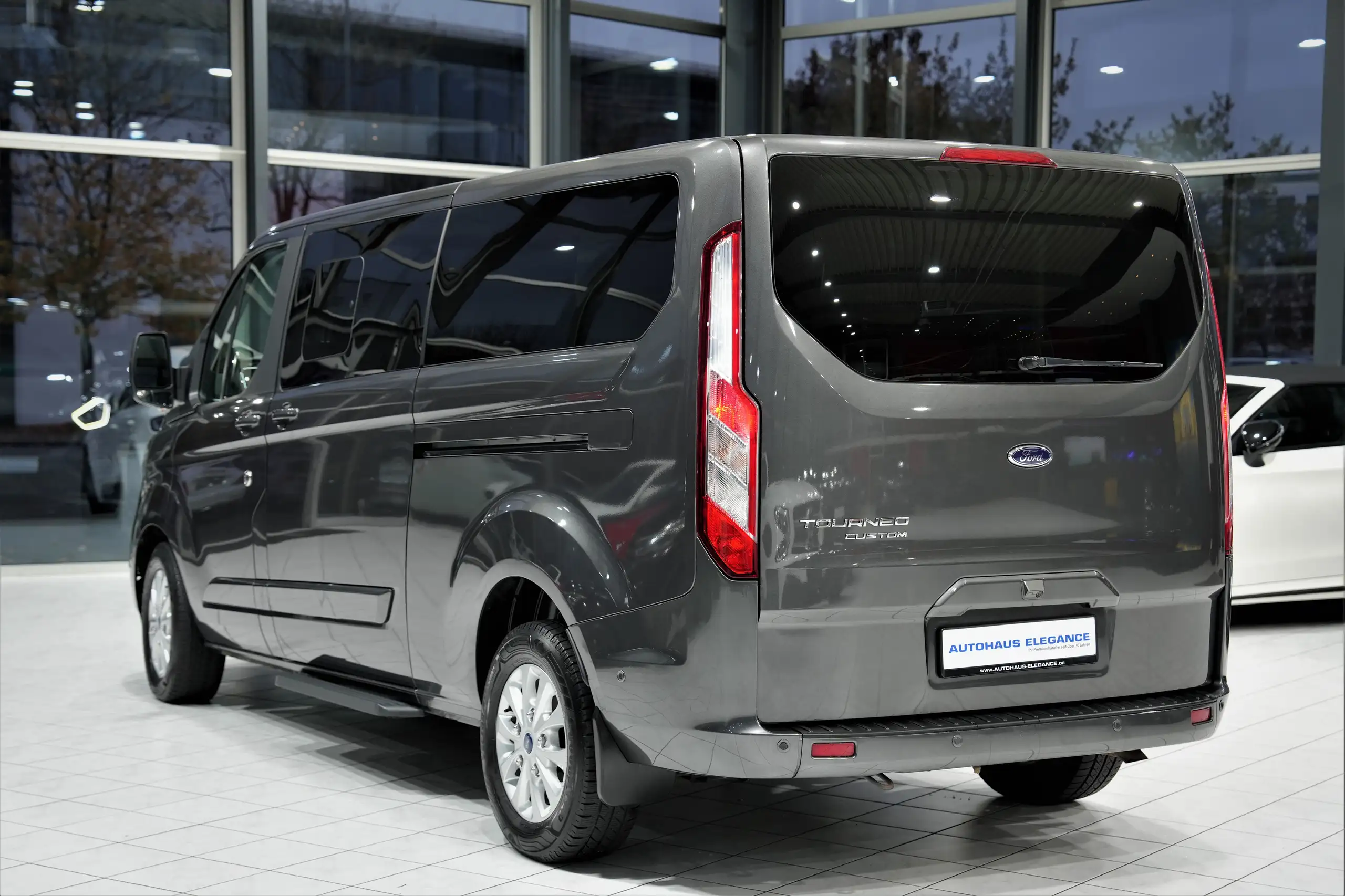 Ford - Tourneo Custom