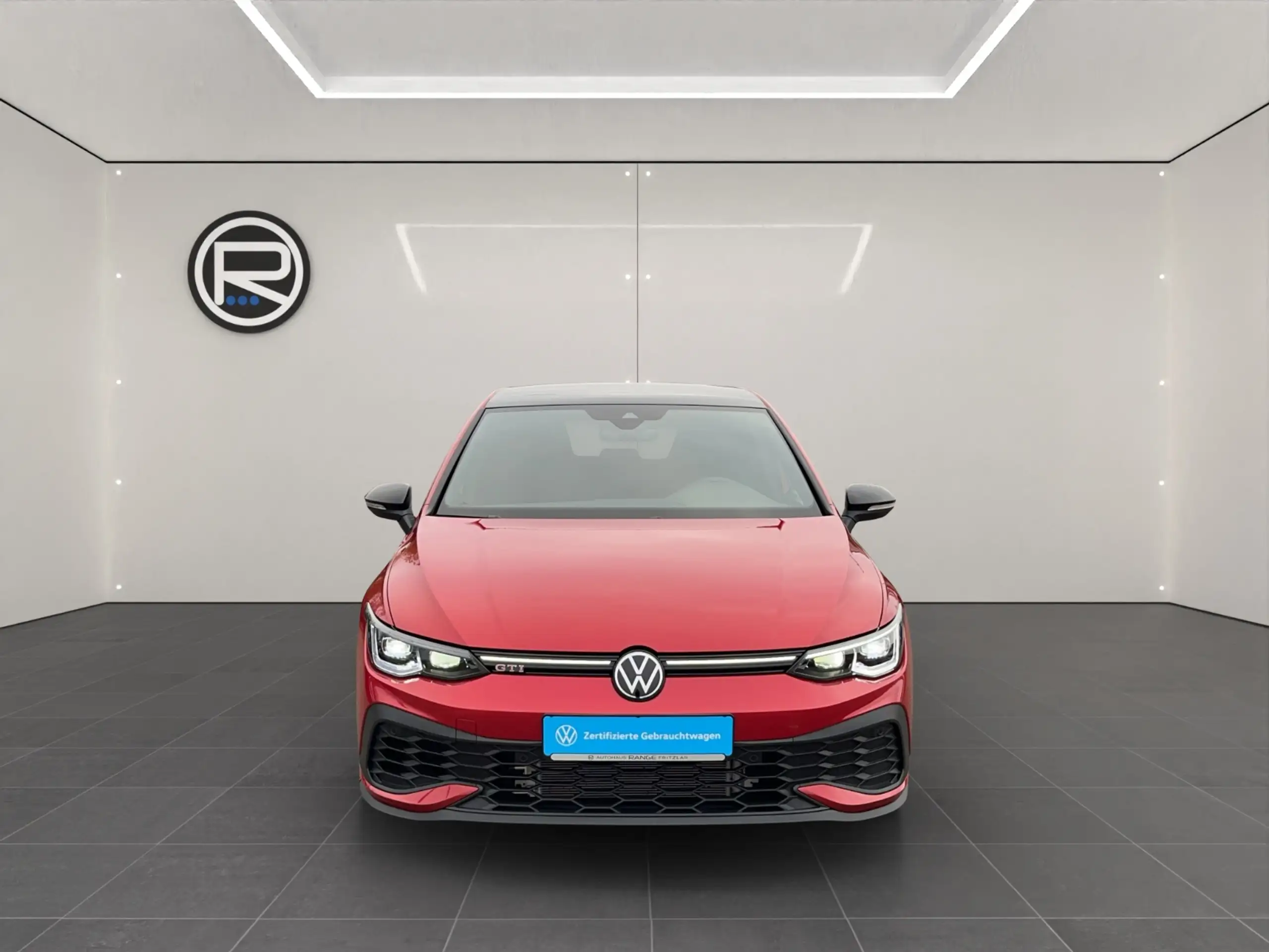 Volkswagen - Golf