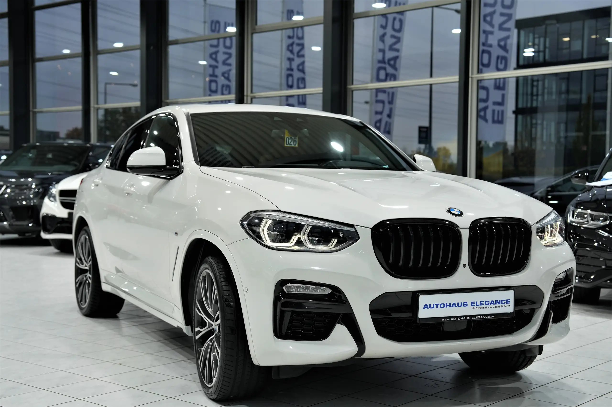 BMW - X4 M