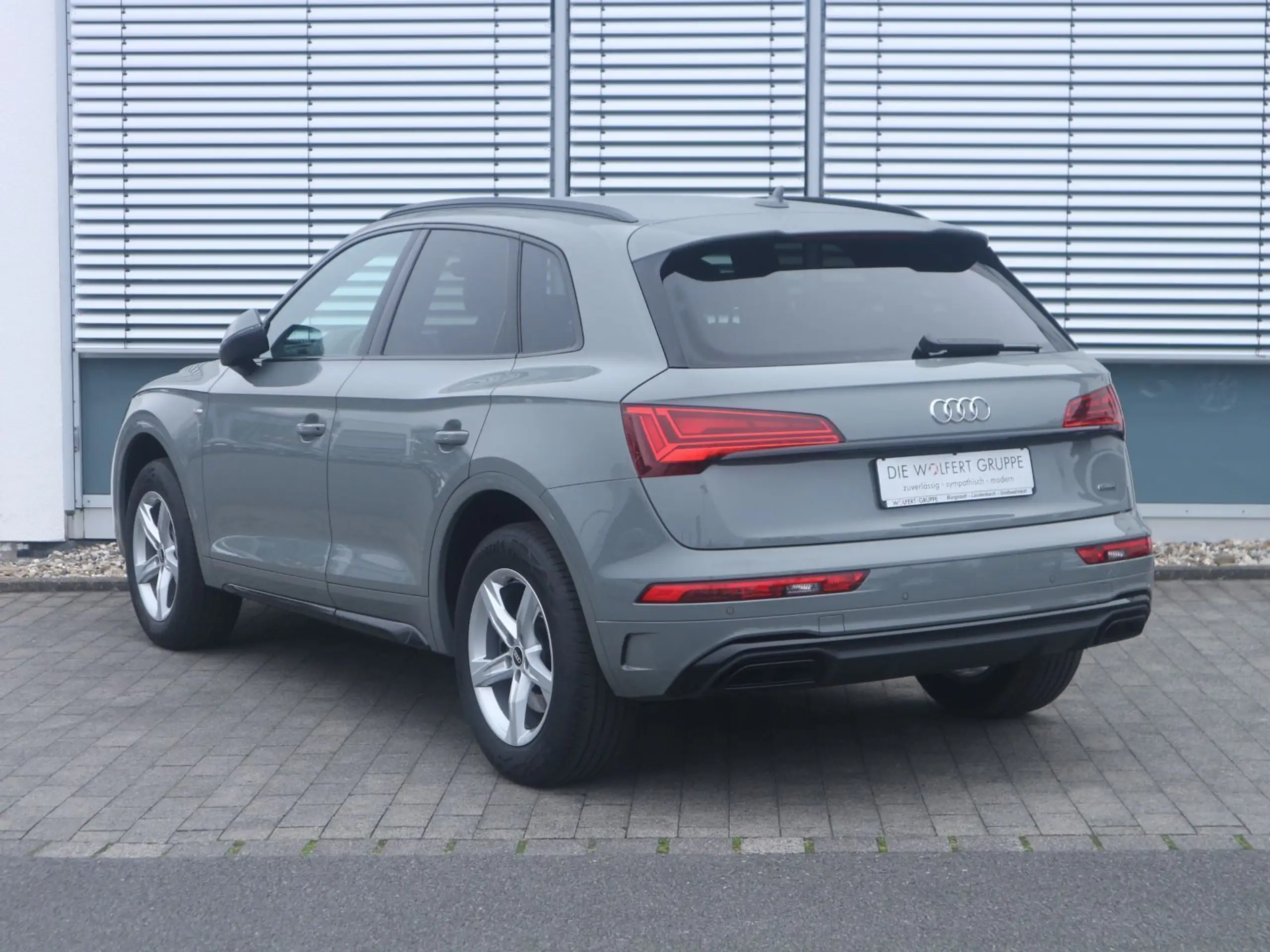 Audi - Q5