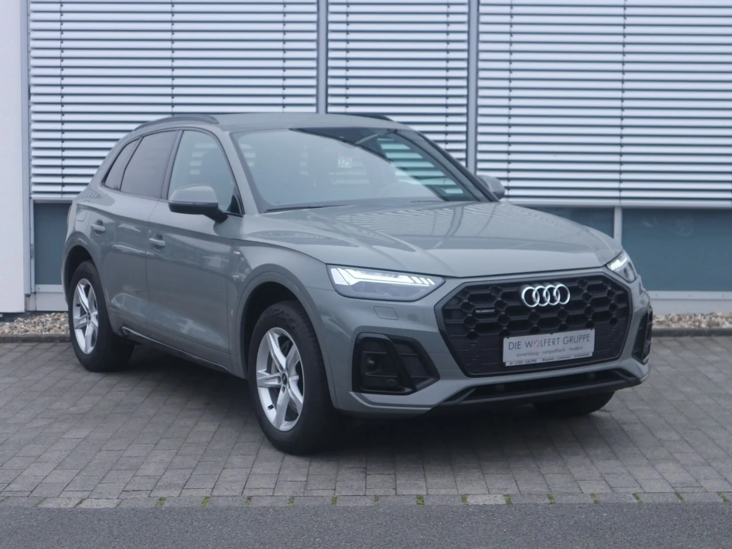 Audi - Q5