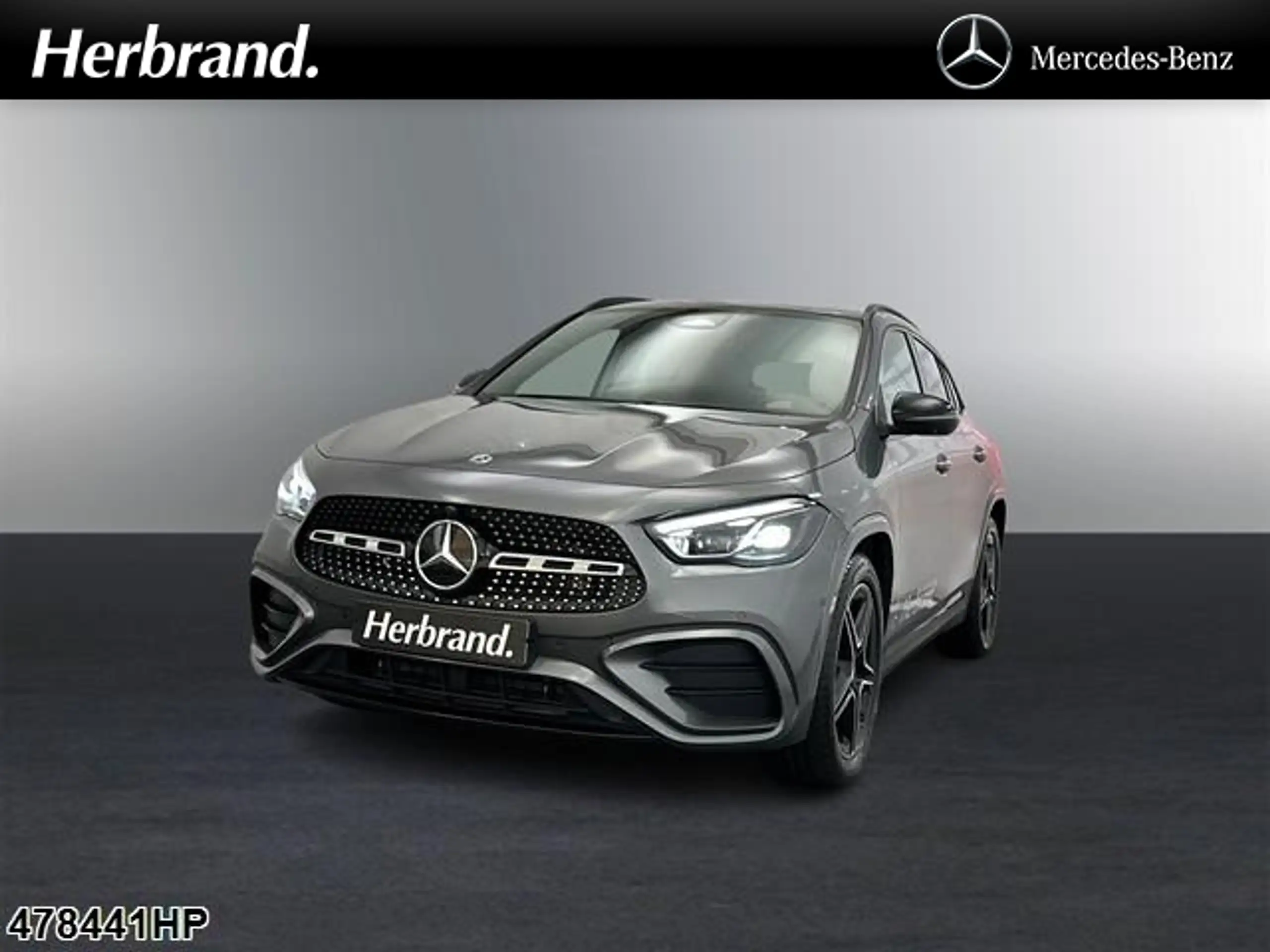 Mercedes-Benz - GLA 200