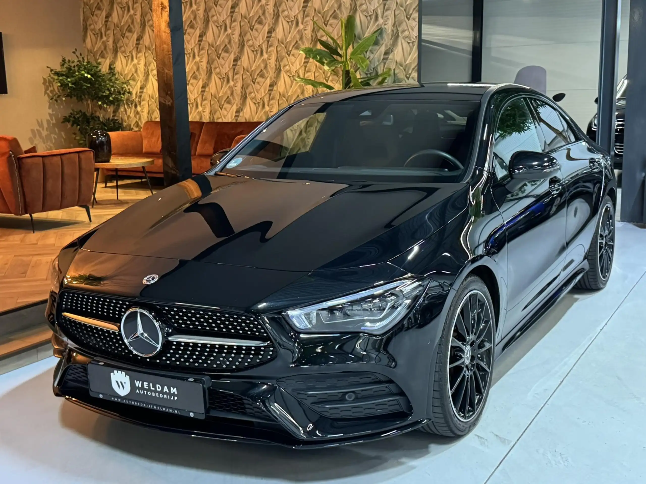 Mercedes-Benz - CLA 250