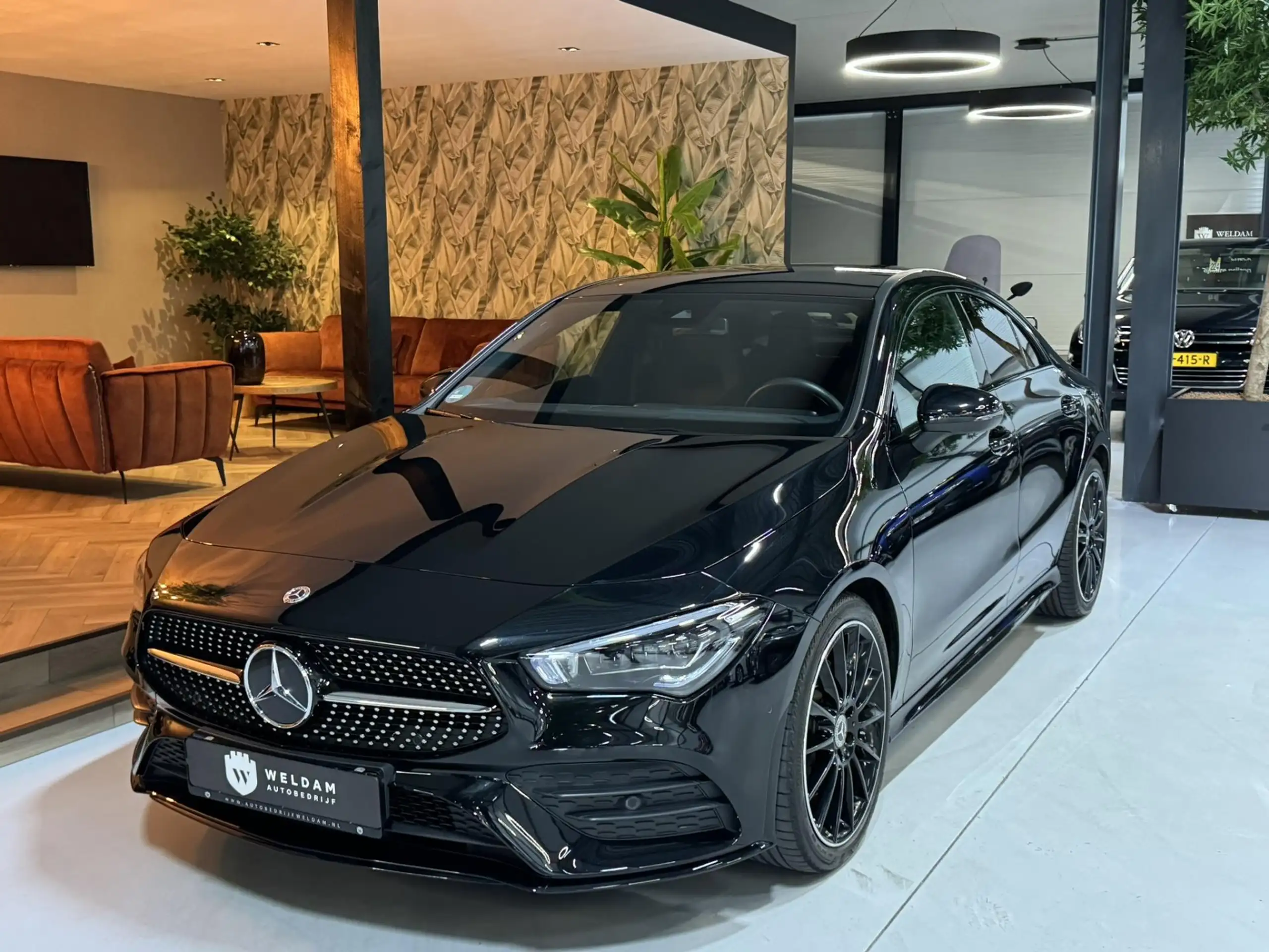 Mercedes-Benz - CLA 250