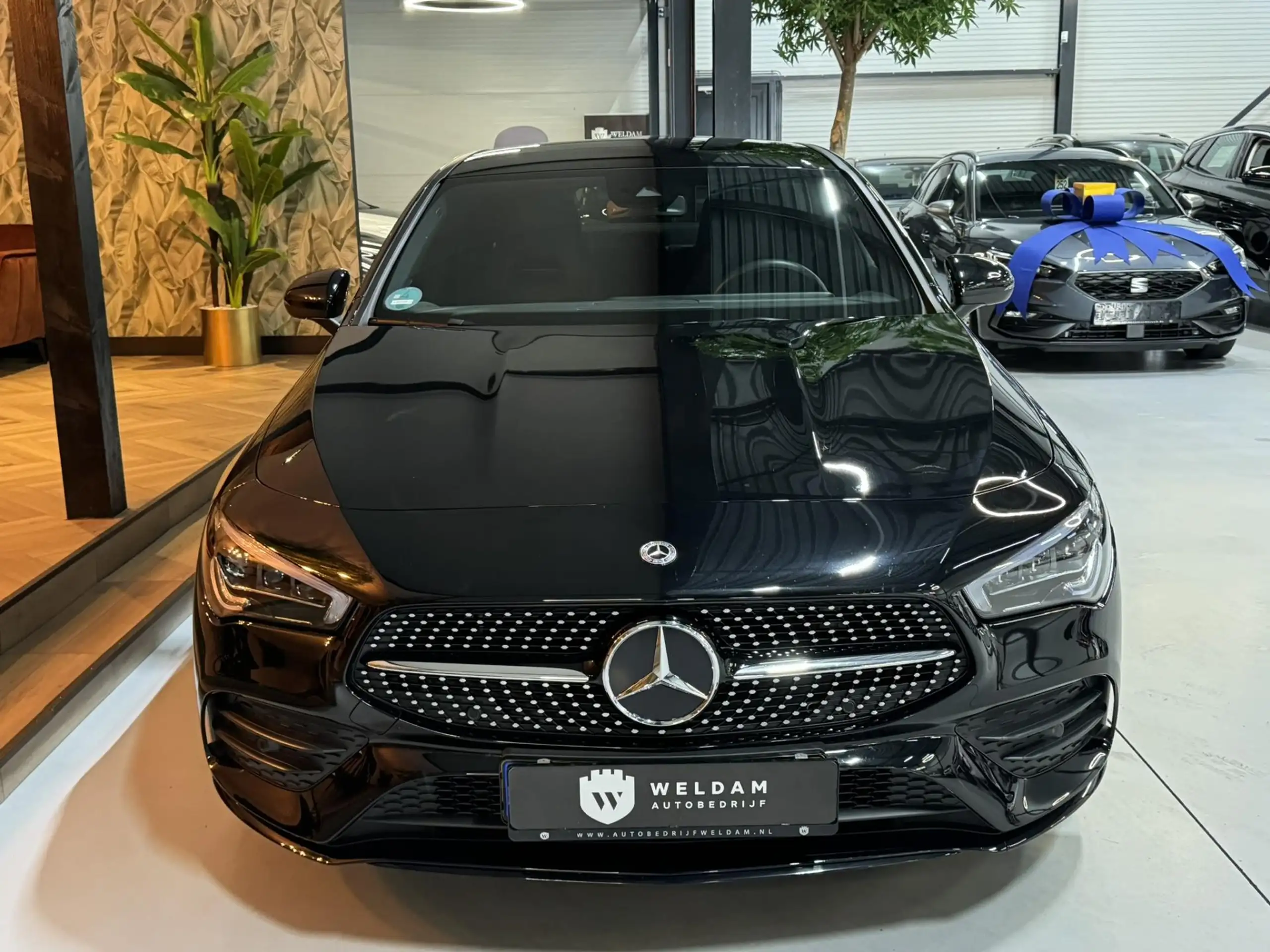 Mercedes-Benz - CLA 250