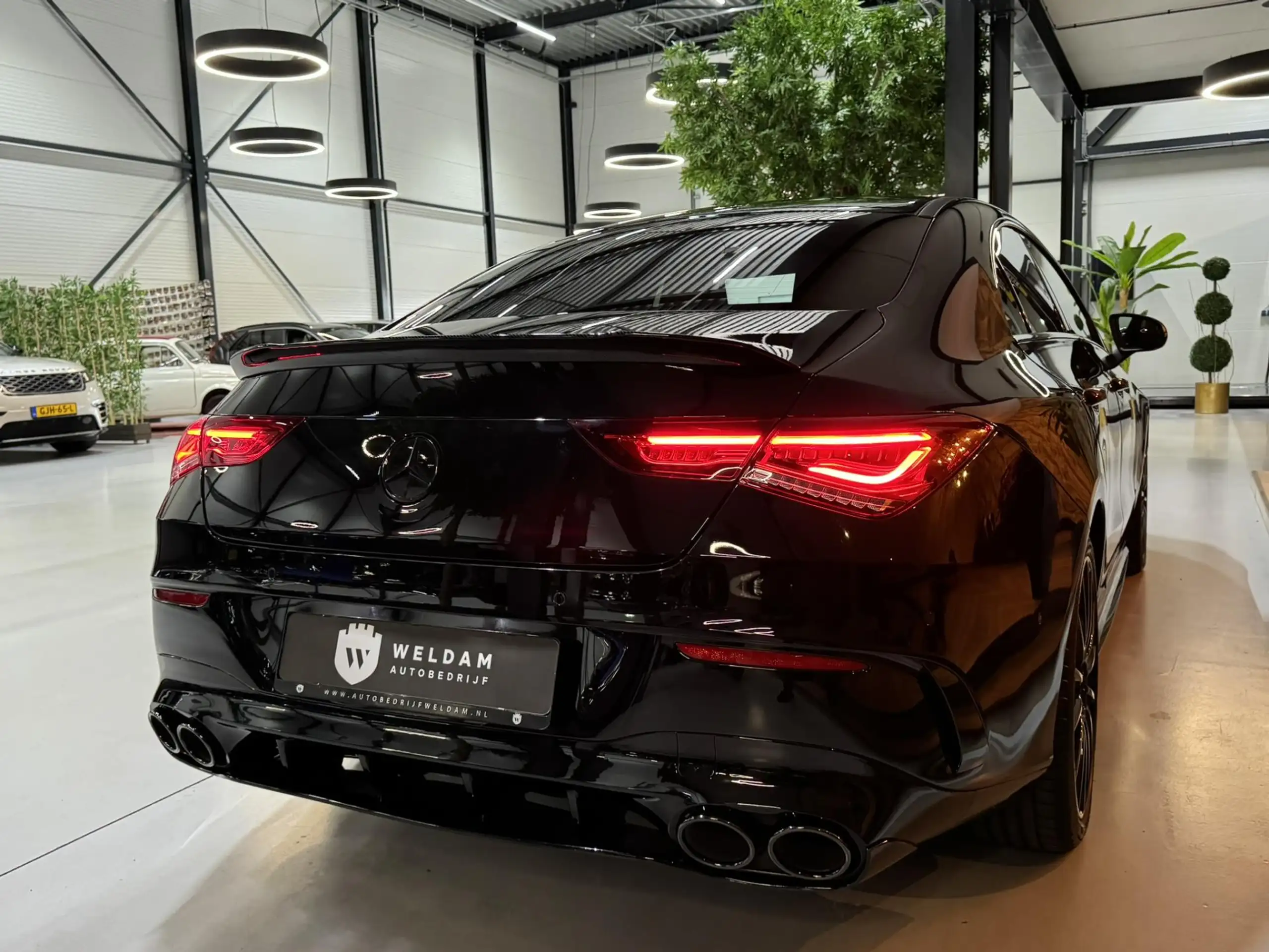 Mercedes-Benz - CLA 250