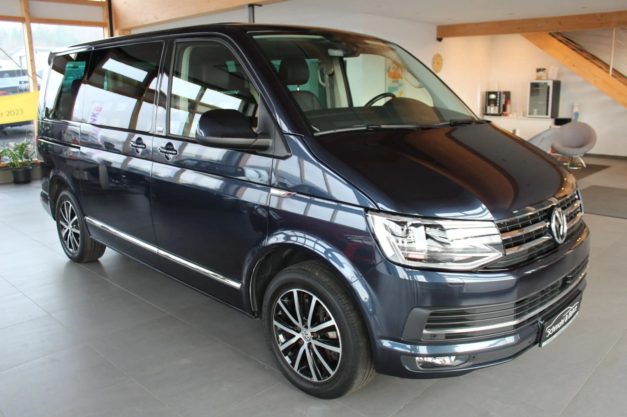 Volkswagen - T6 Multivan