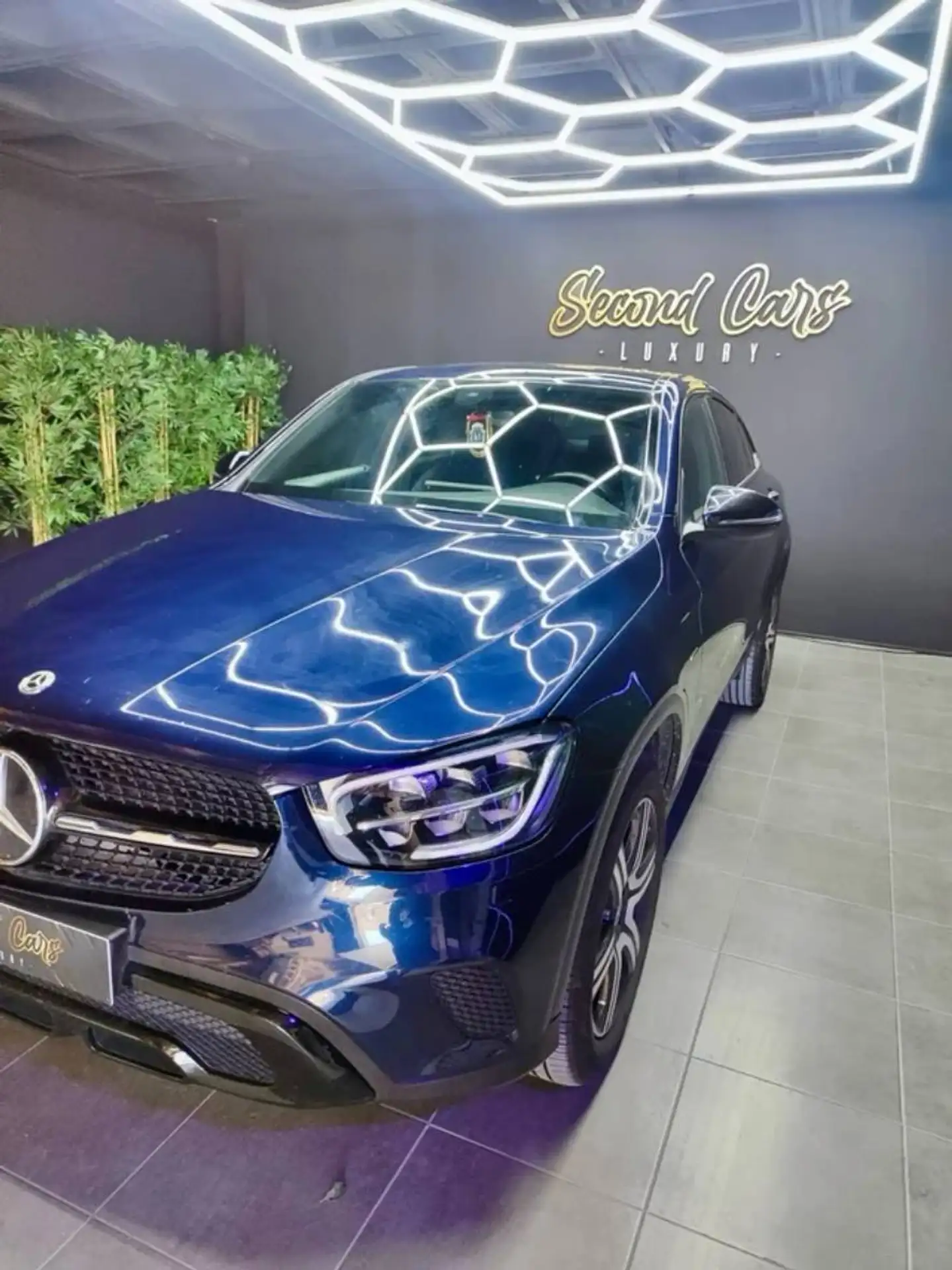 Mercedes-Benz - GLC 300