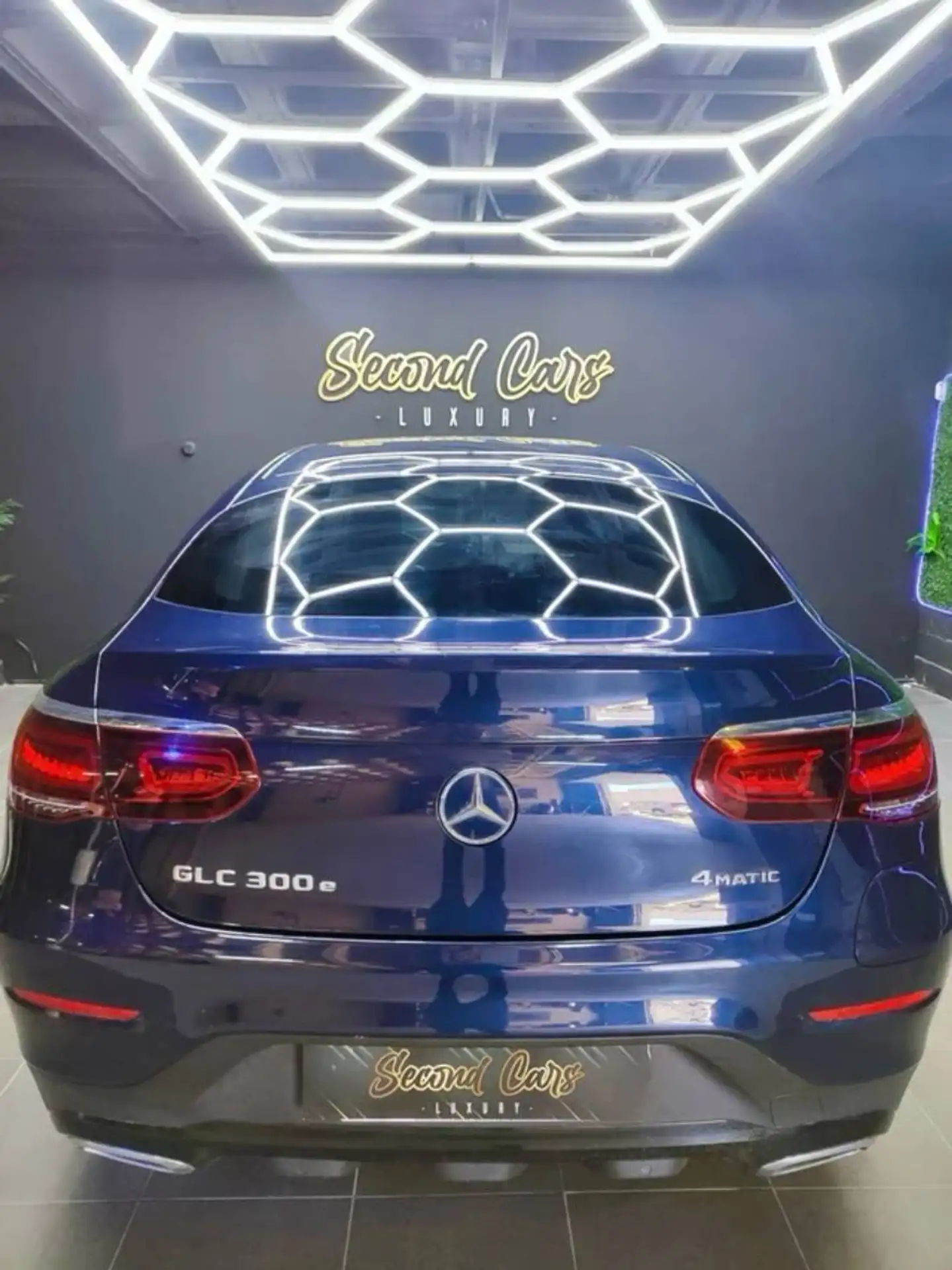 Mercedes-Benz - GLC 300