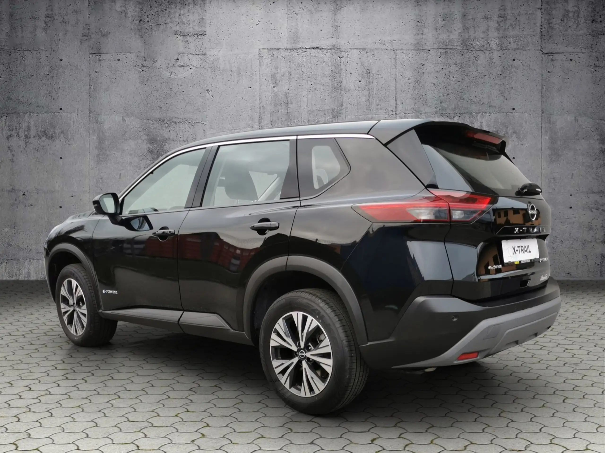 Nissan - X-Trail