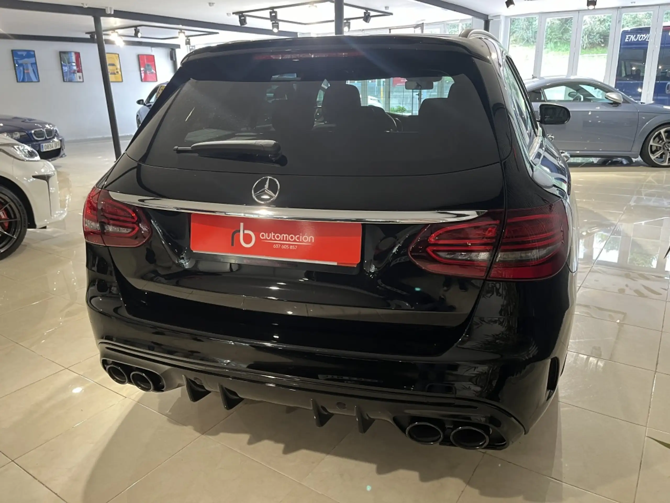 Mercedes-Benz - C 43 AMG