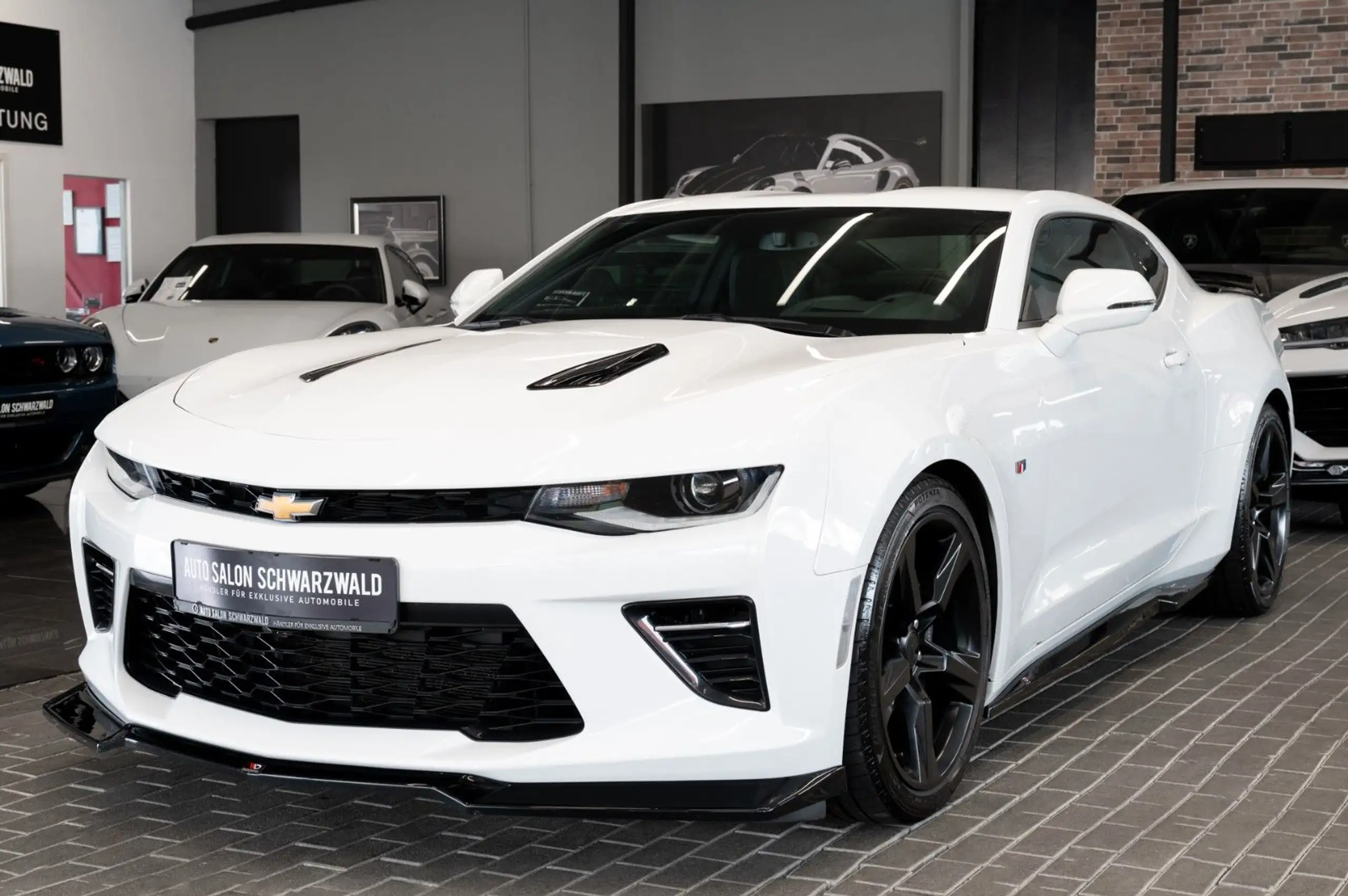 Chevrolet - Camaro