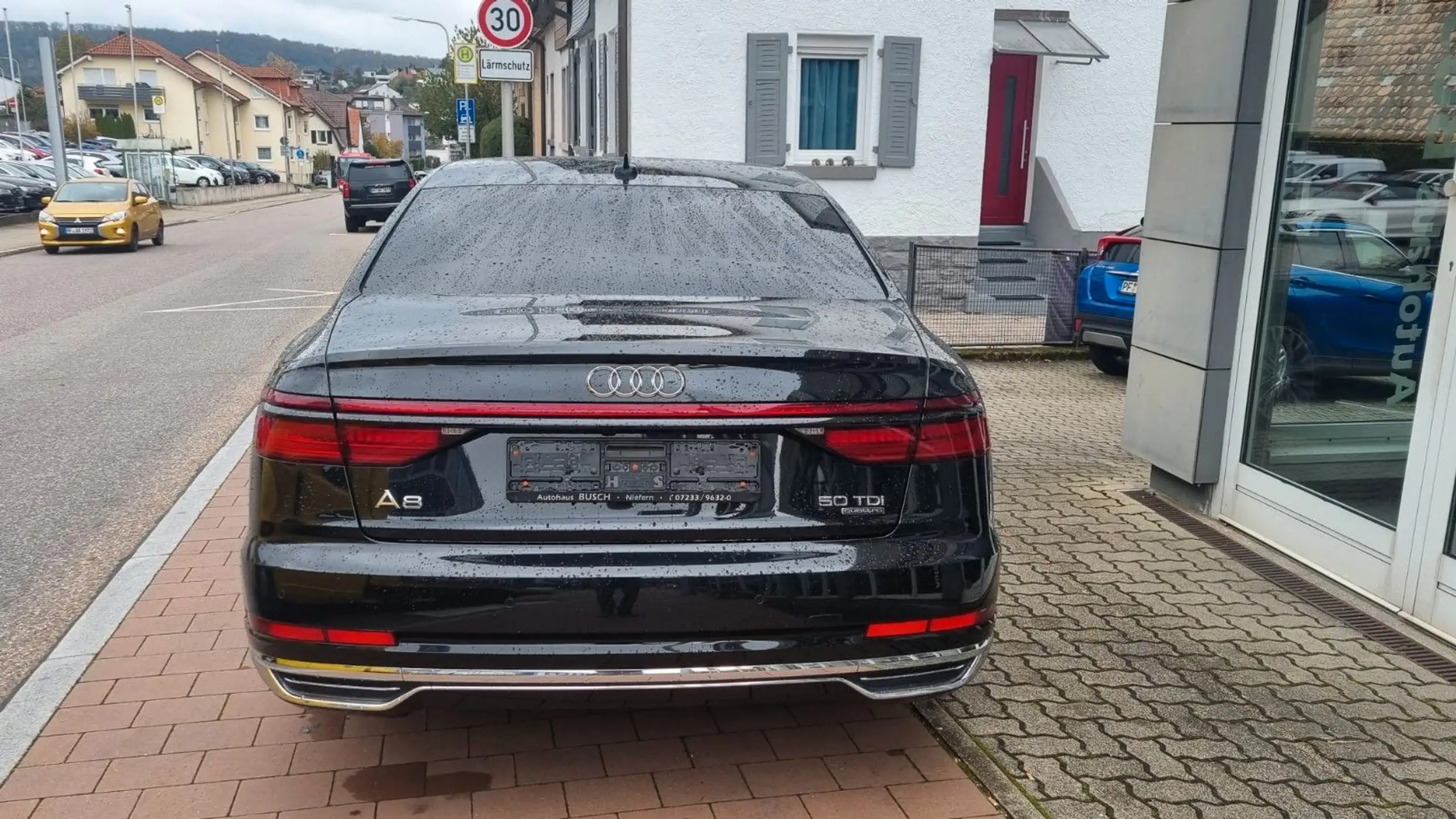 Audi - A8