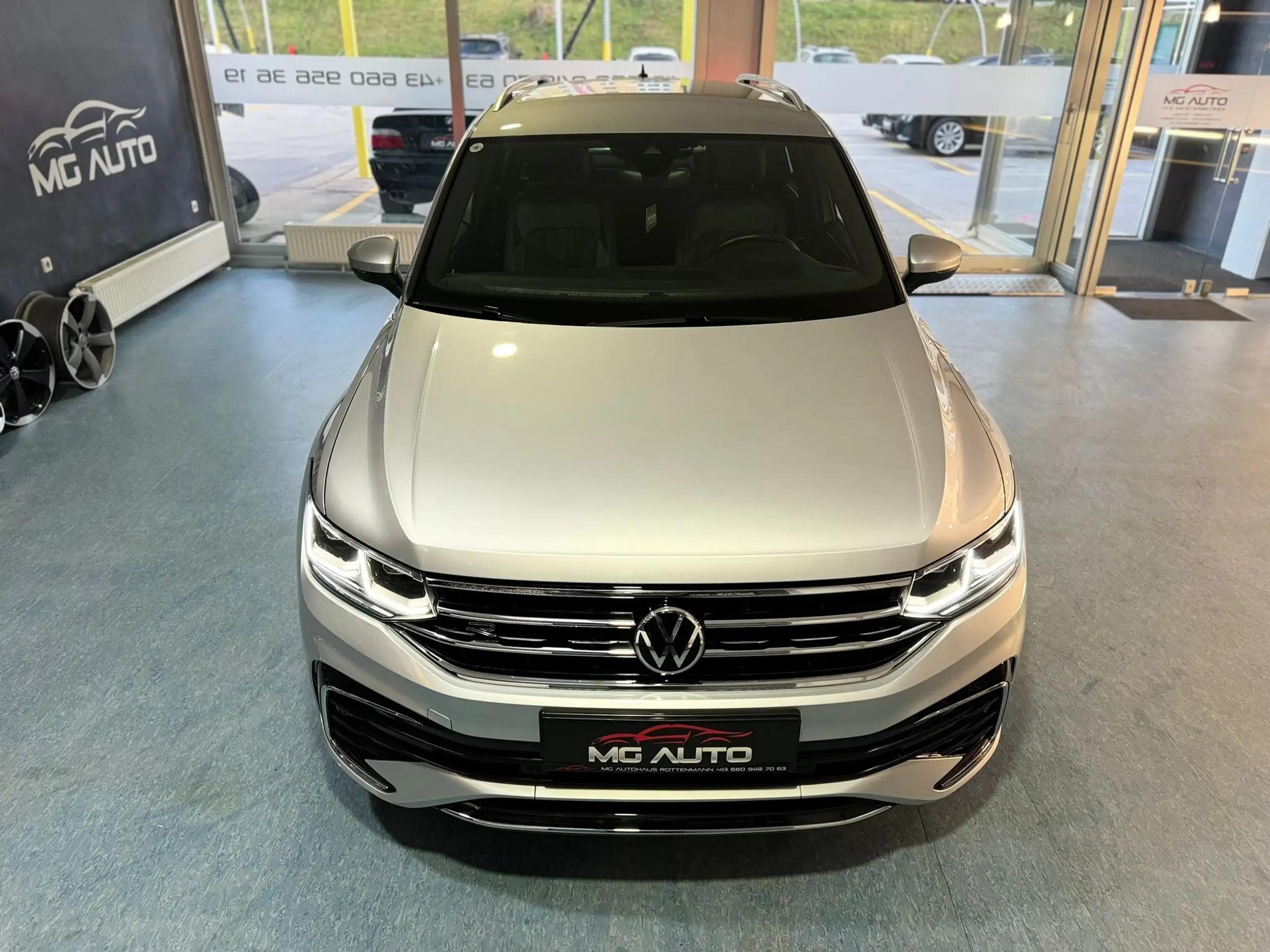 Volkswagen - Tiguan