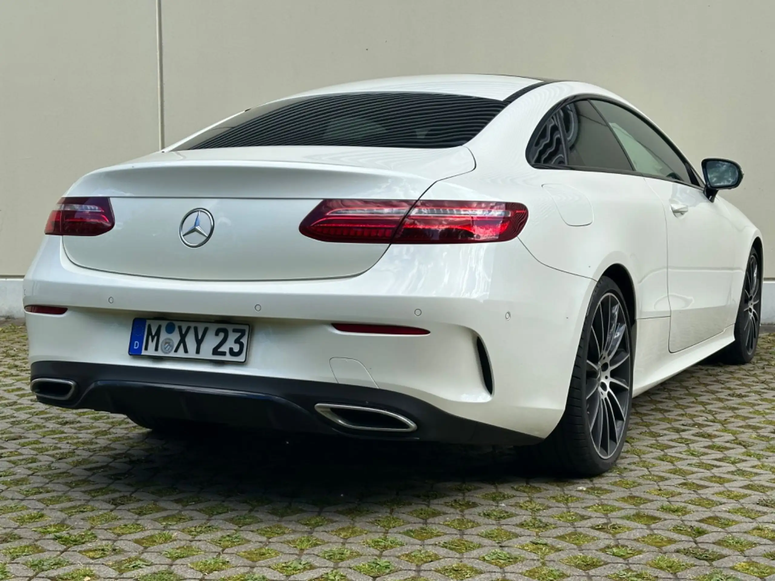 Mercedes-Benz - E 350