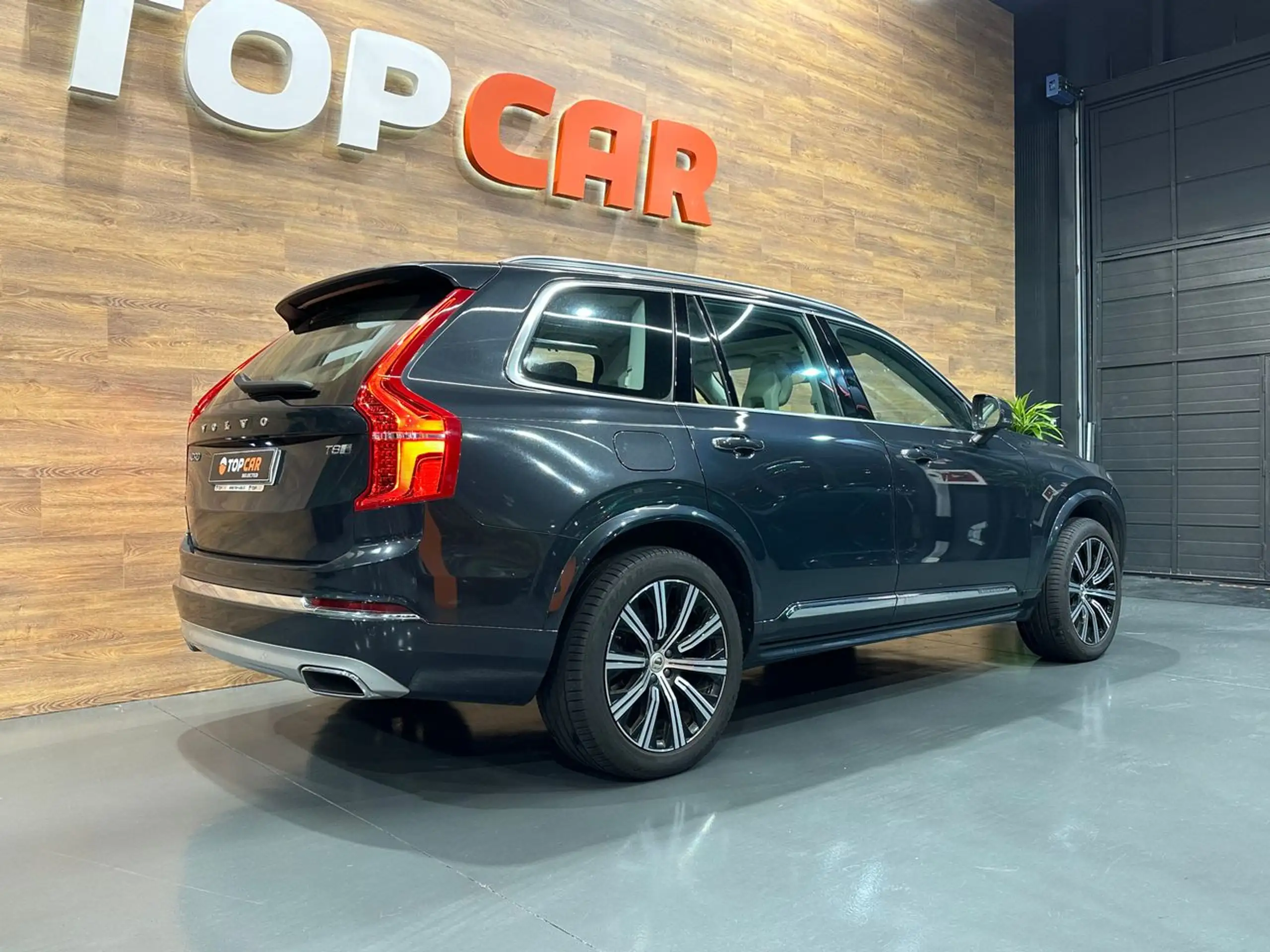 Volvo - XC90