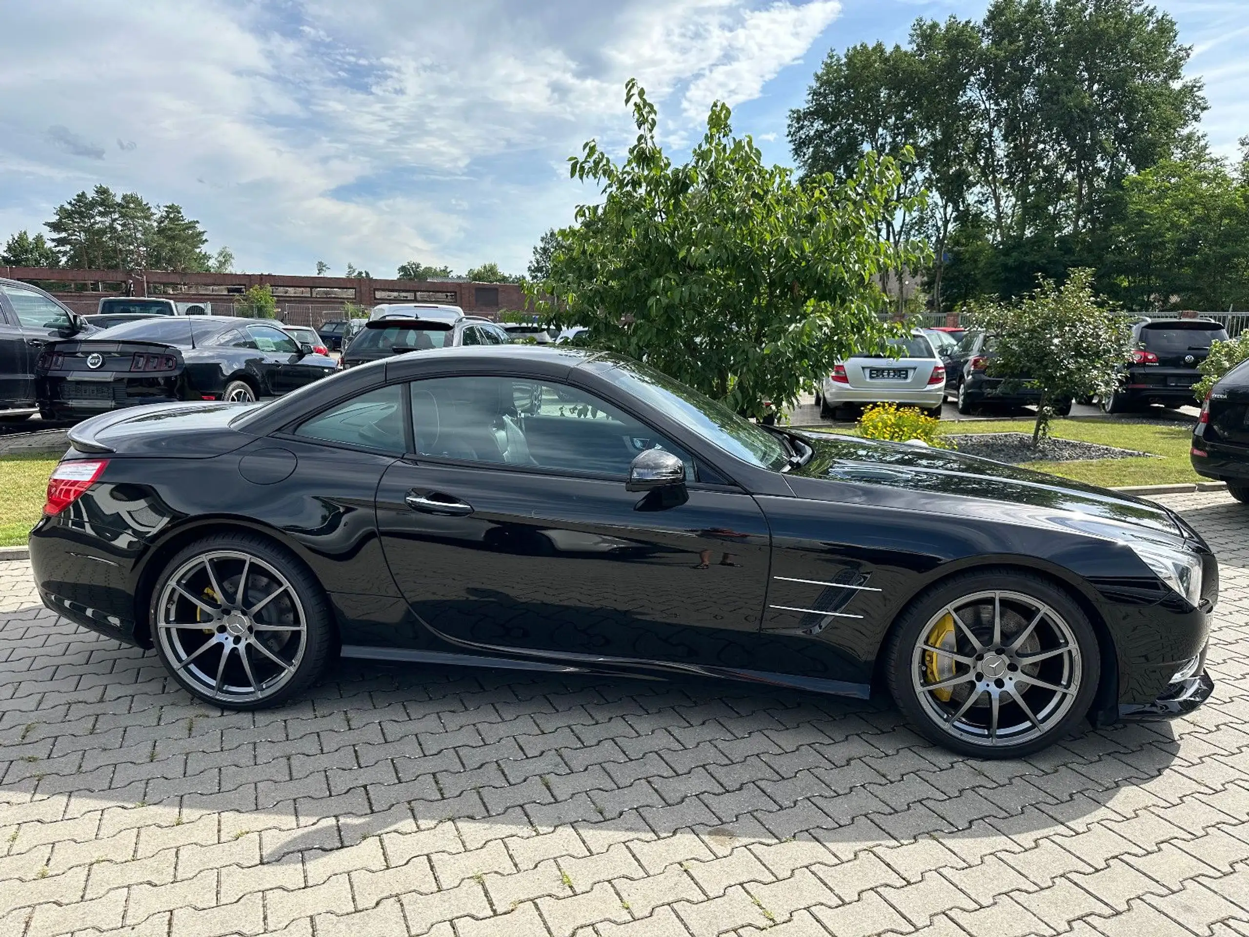 Mercedes-Benz - SL 400