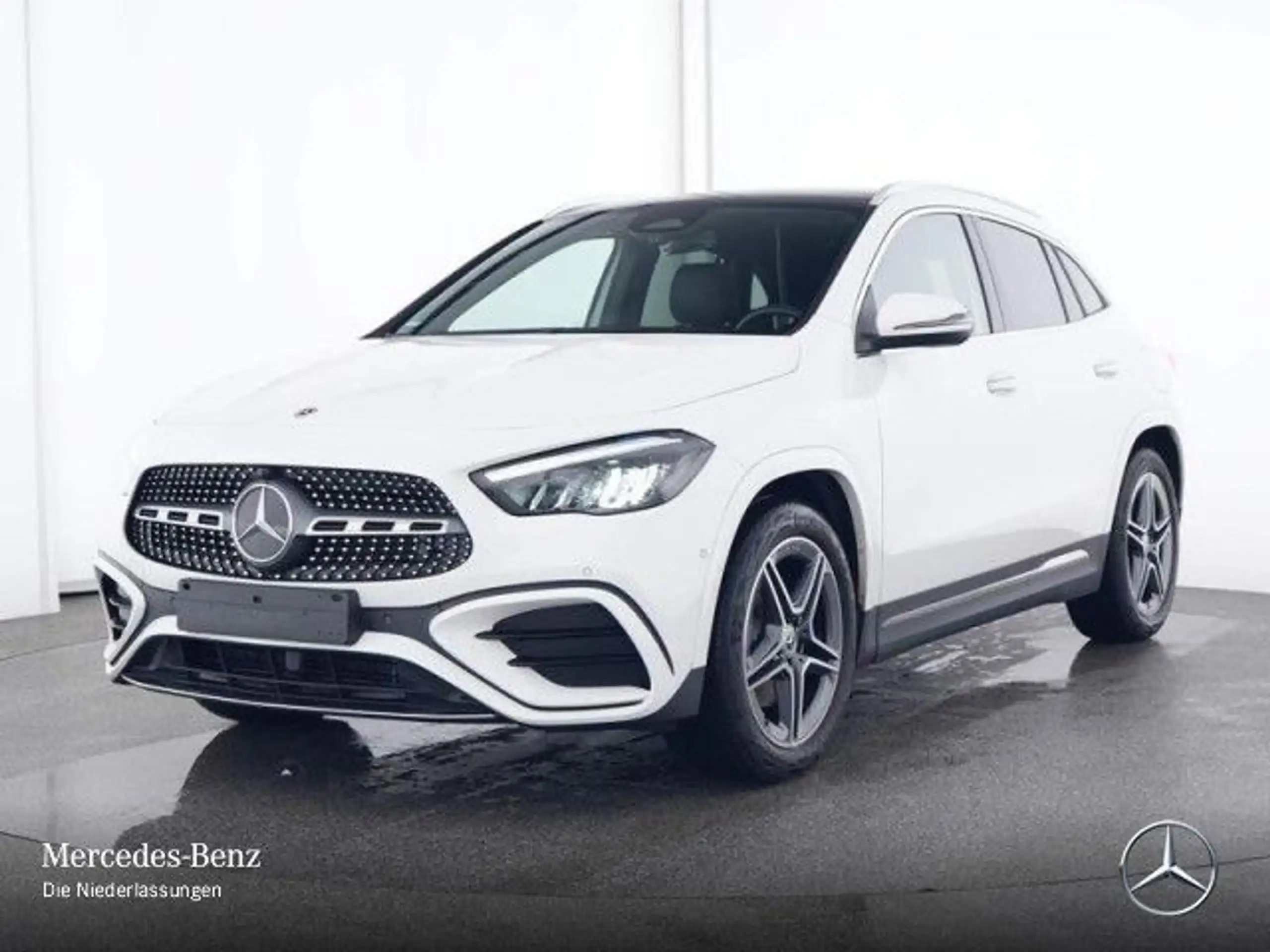 Mercedes-Benz - GLA 200