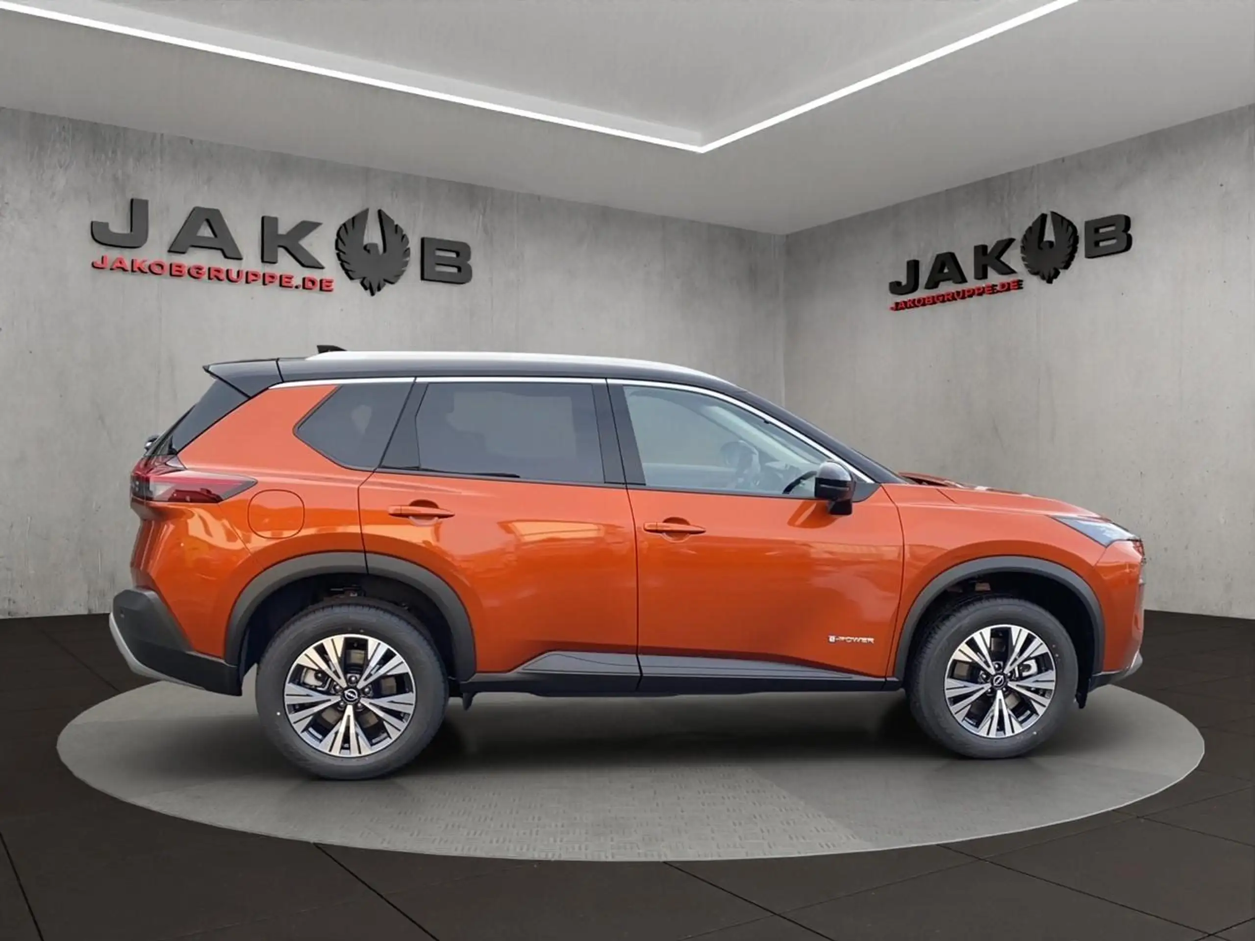 Nissan - X-Trail