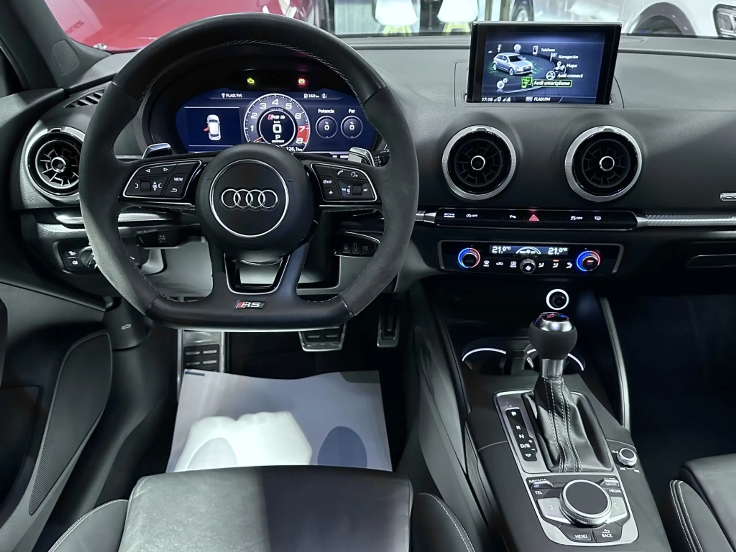 Audi - RS3