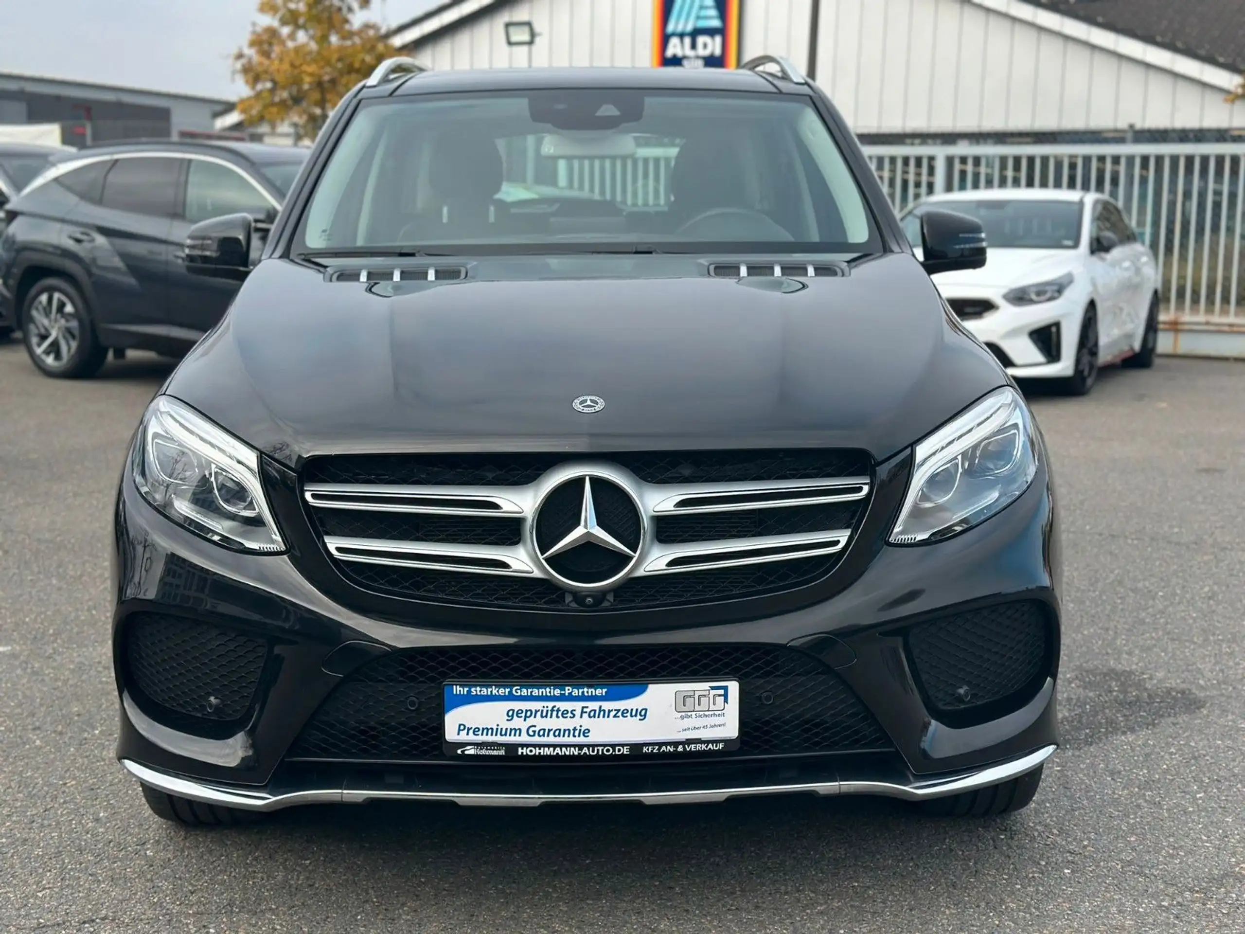 Mercedes-Benz - GLE 500