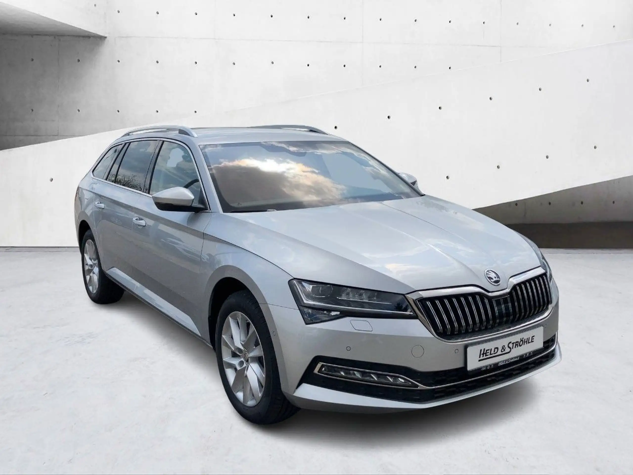 Skoda - Superb