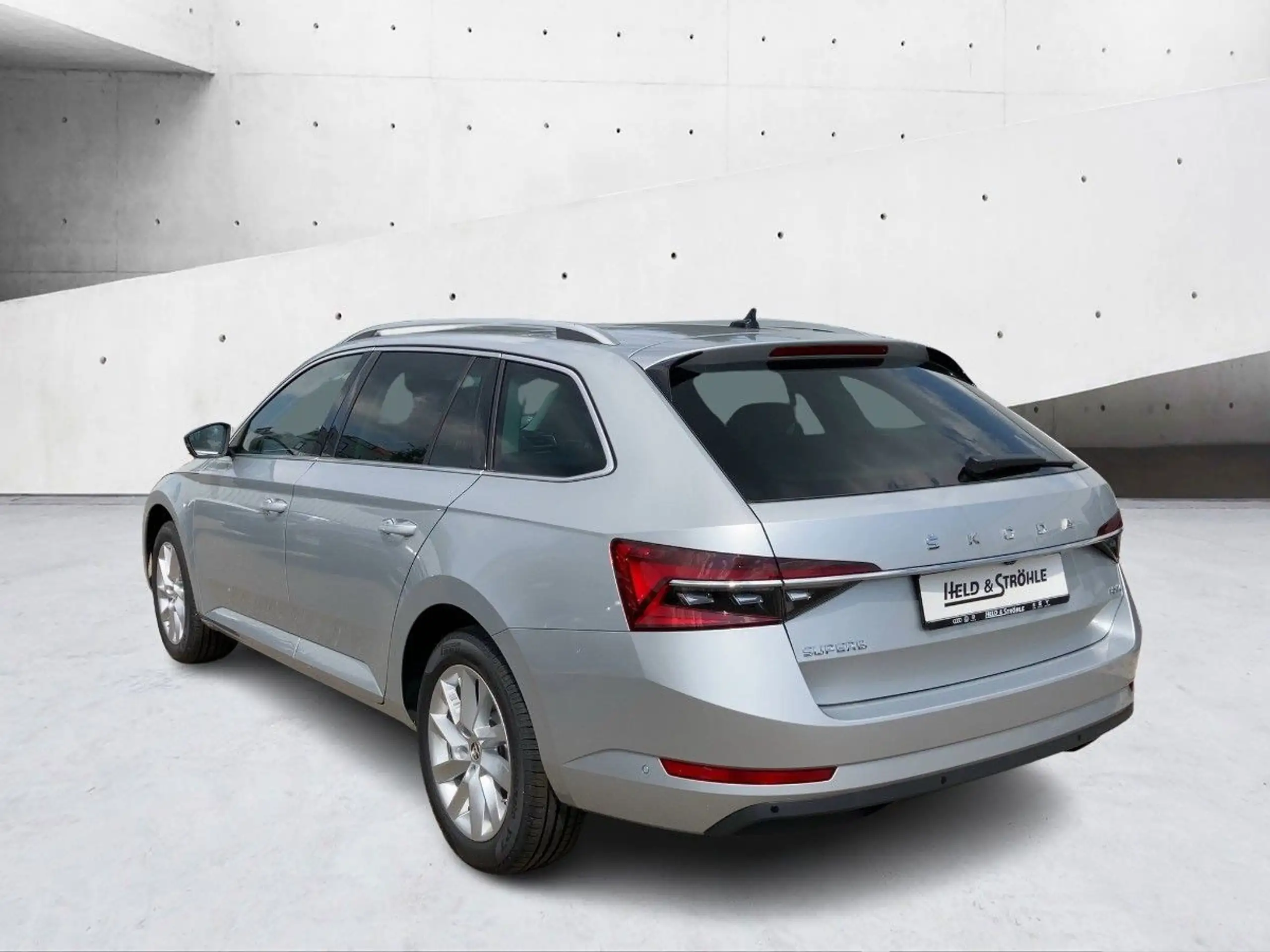 Skoda - Superb