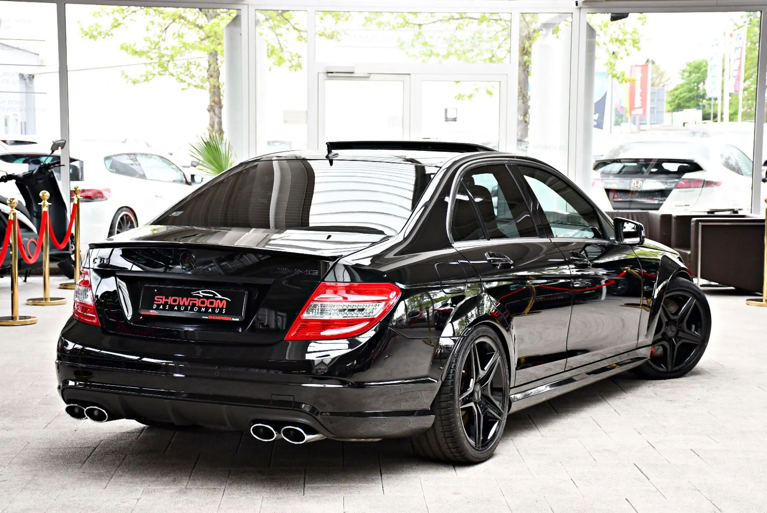 Mercedes-Benz - C 63 AMG