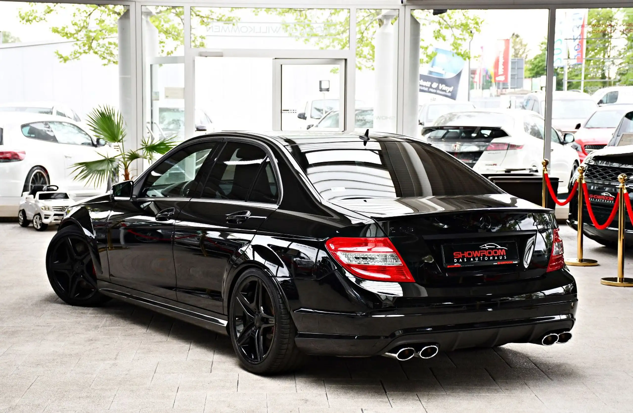 Mercedes-Benz - C 63 AMG