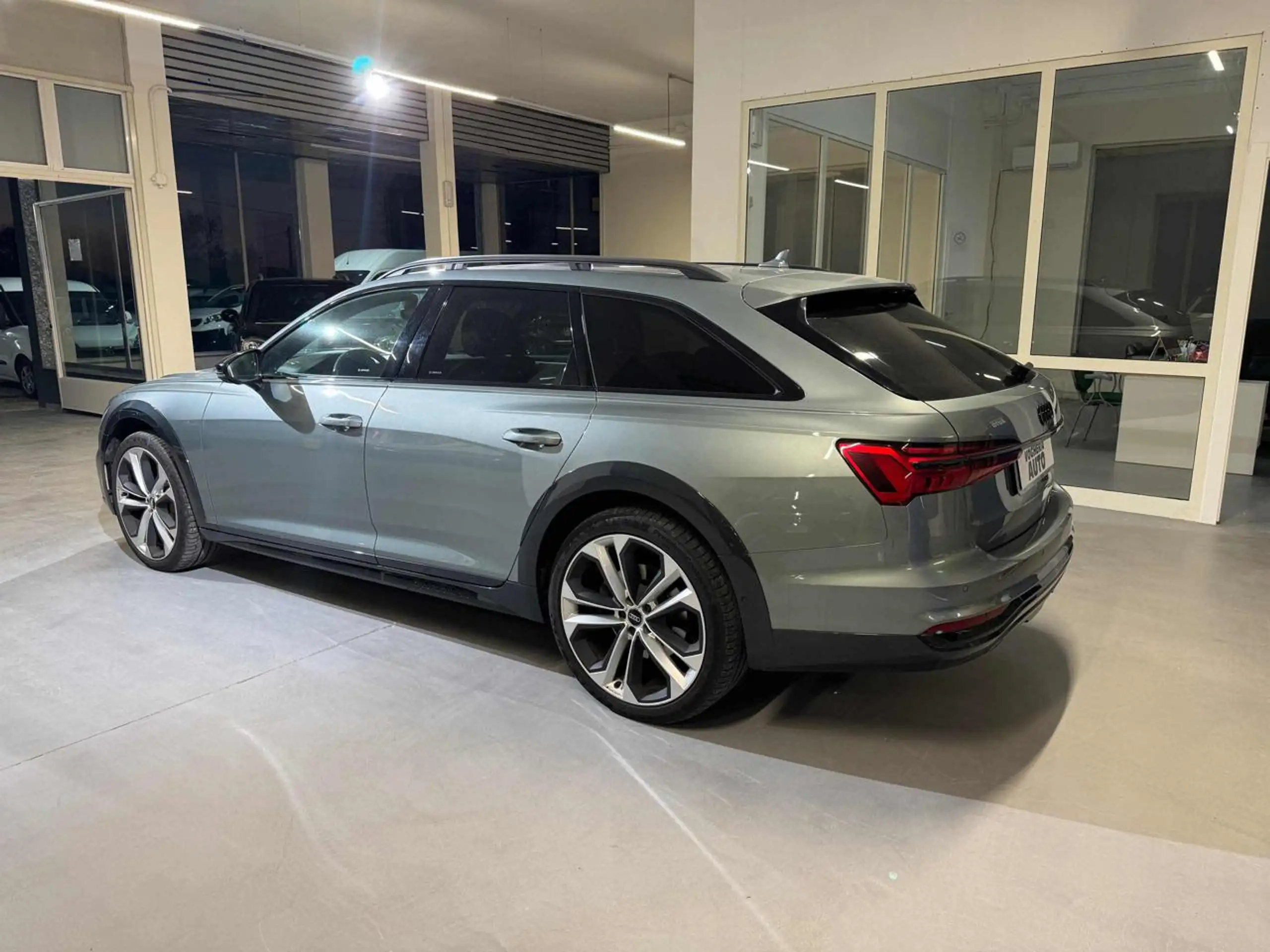 Audi - A6 allroad