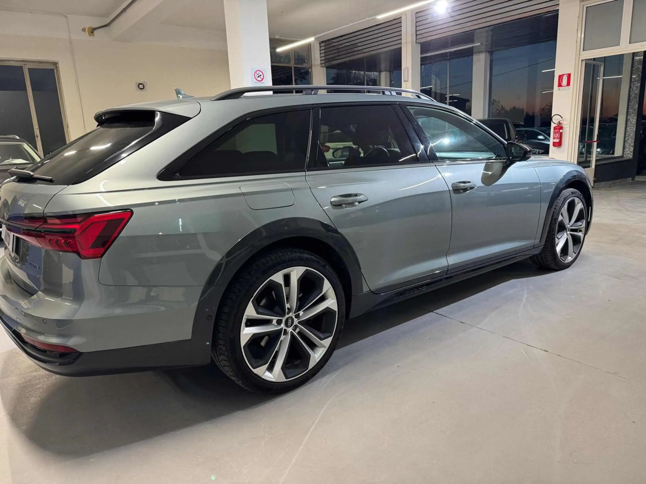 Audi - A6 allroad