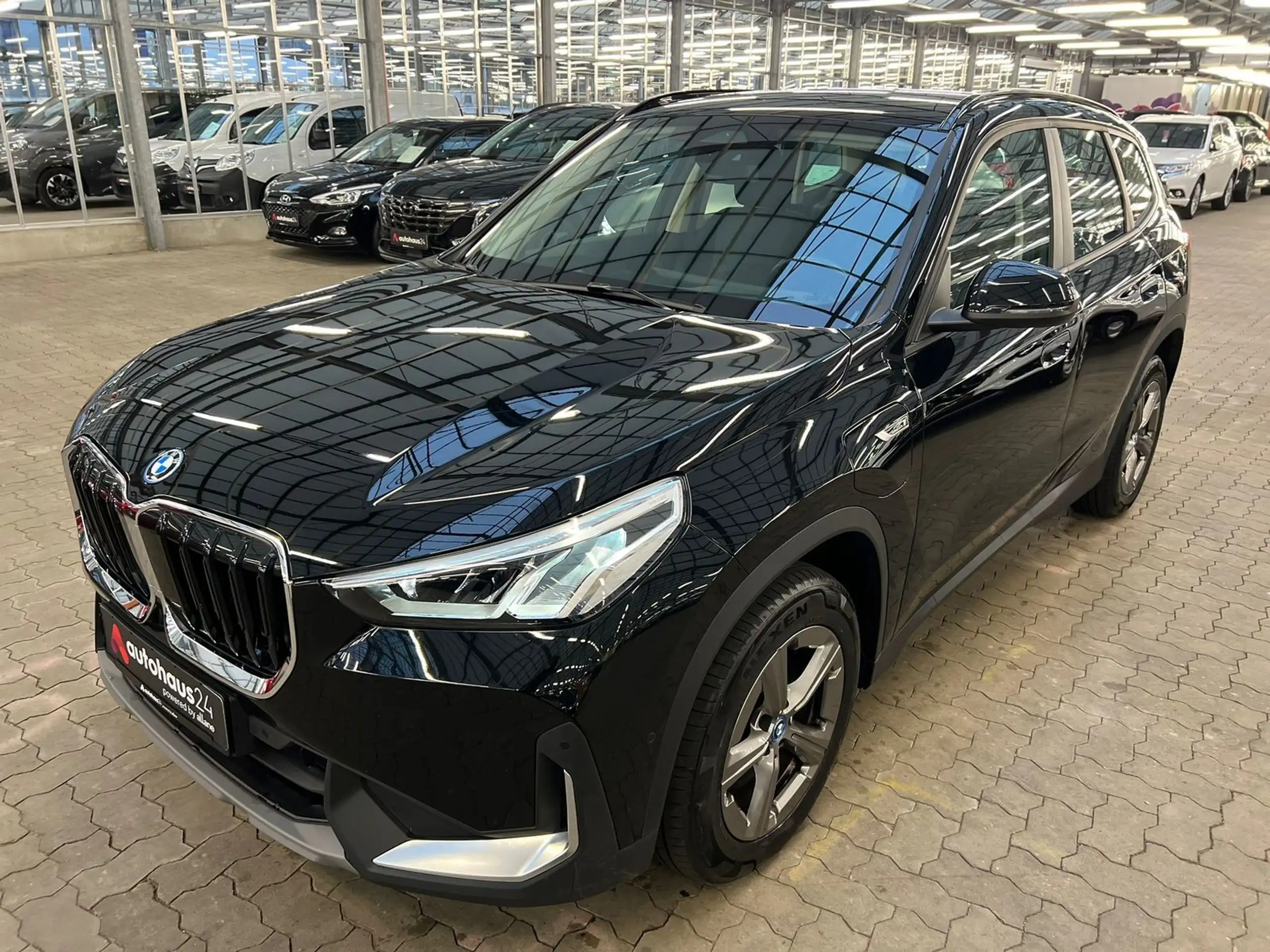 BMW - X1