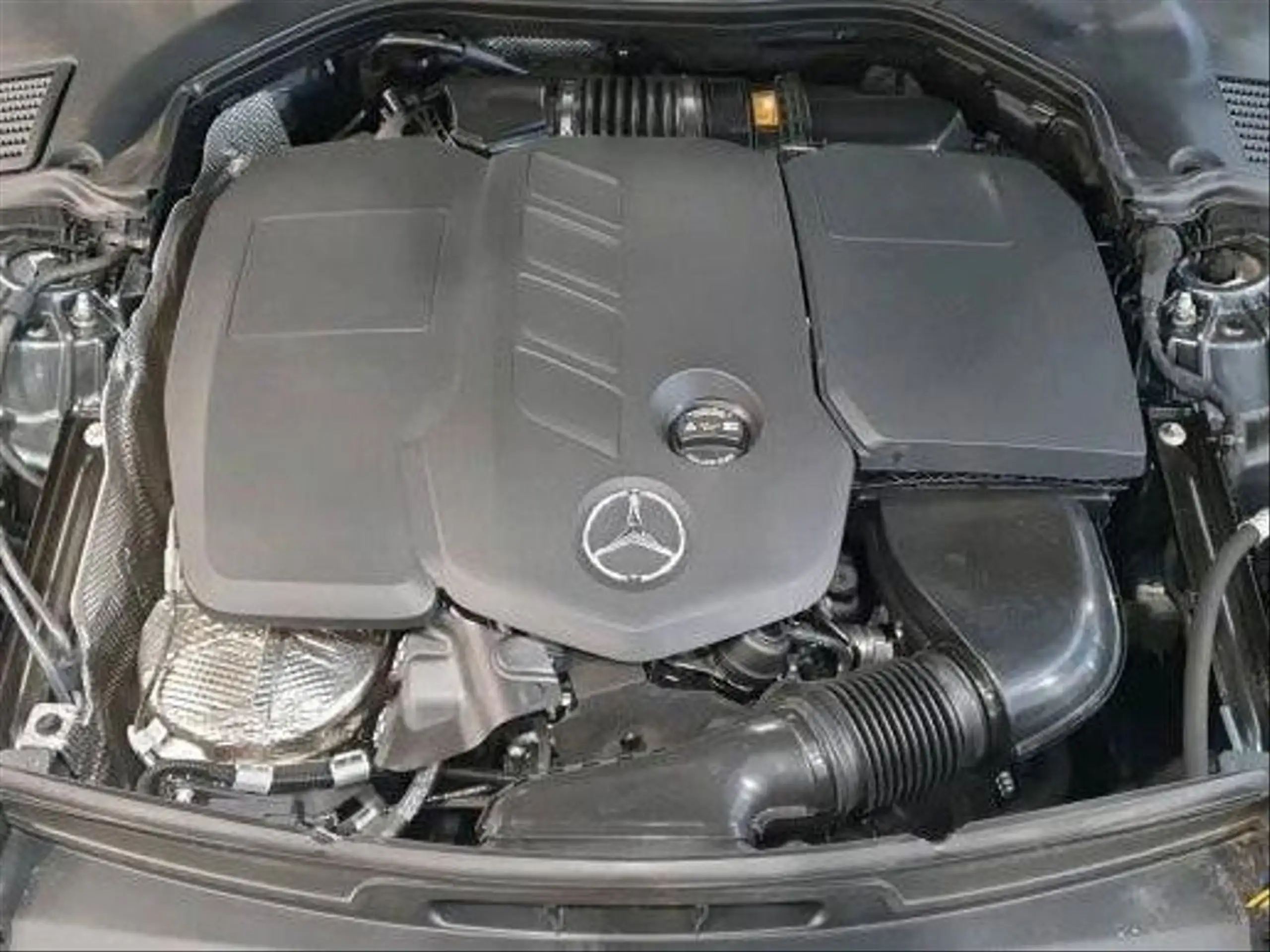 Mercedes-Benz - C 220