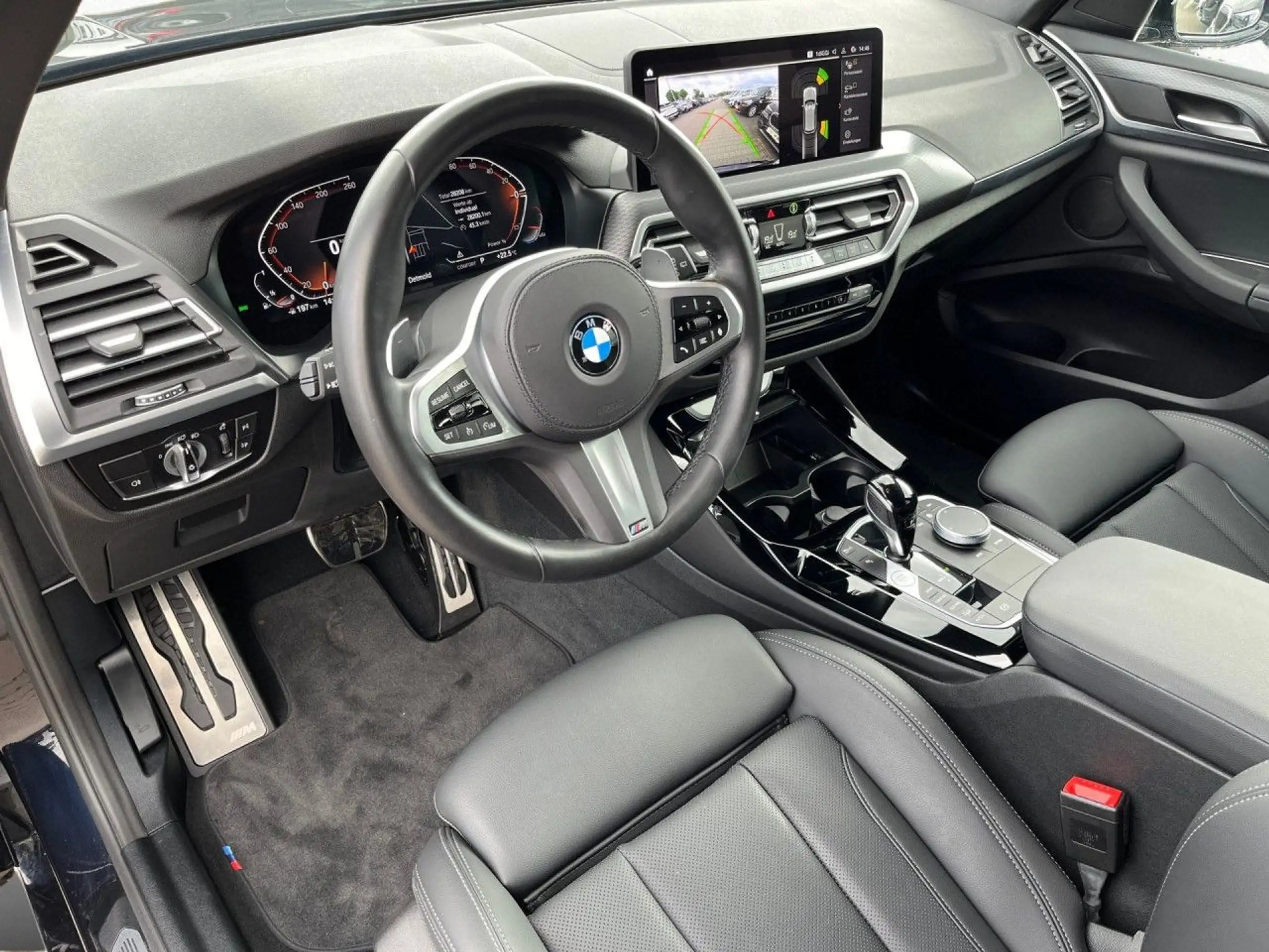 BMW - X3