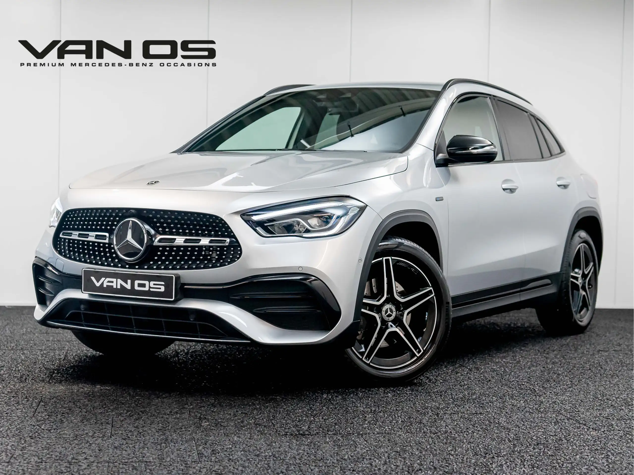 Mercedes-Benz - GLA 250