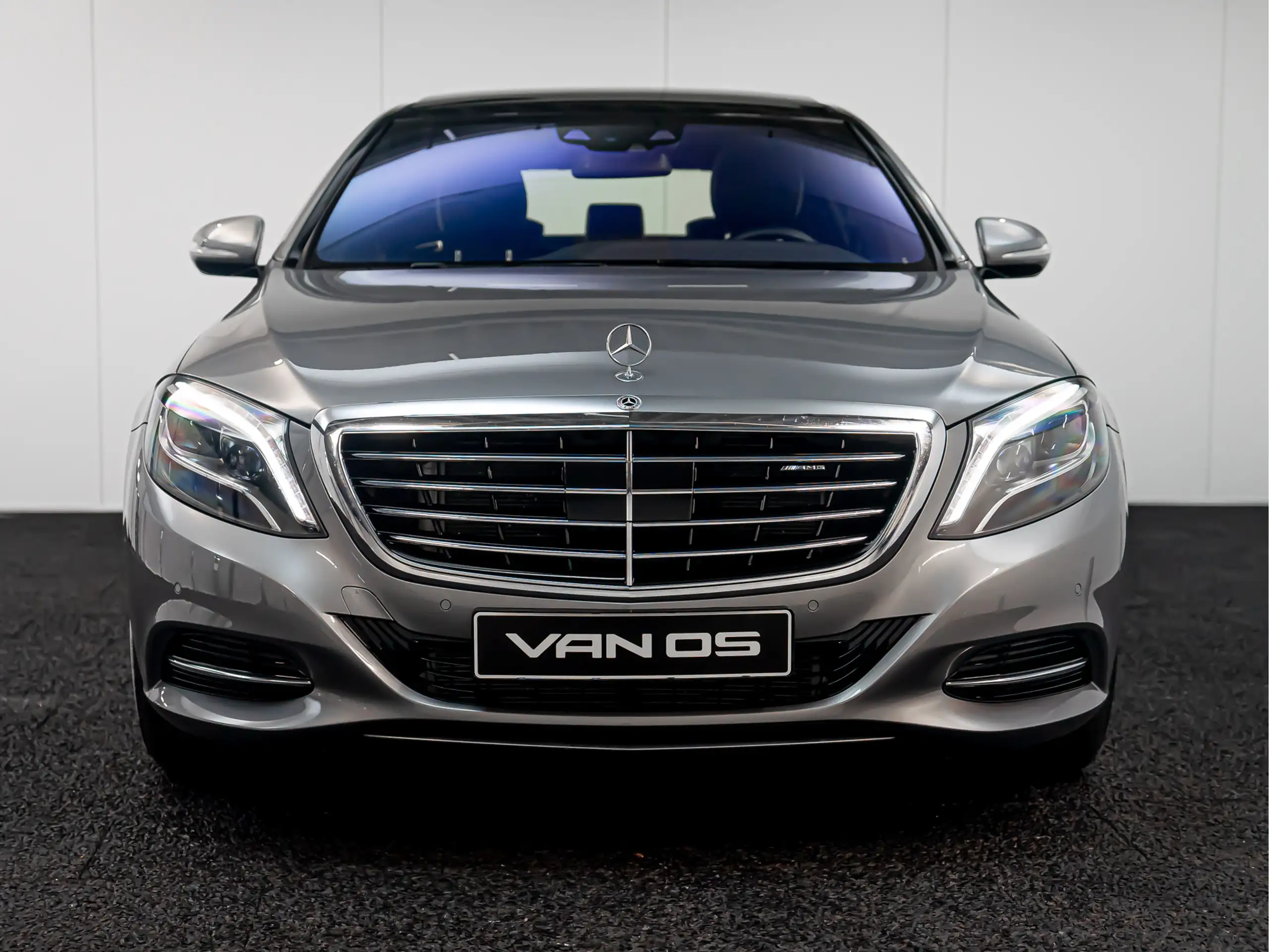 Mercedes-Benz - S 500