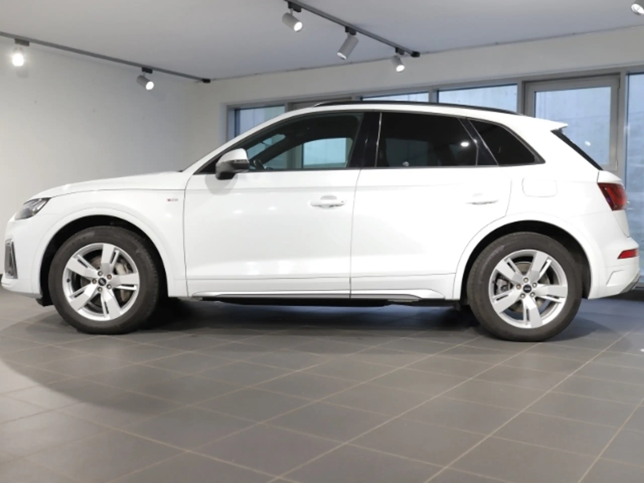 Audi - Q5