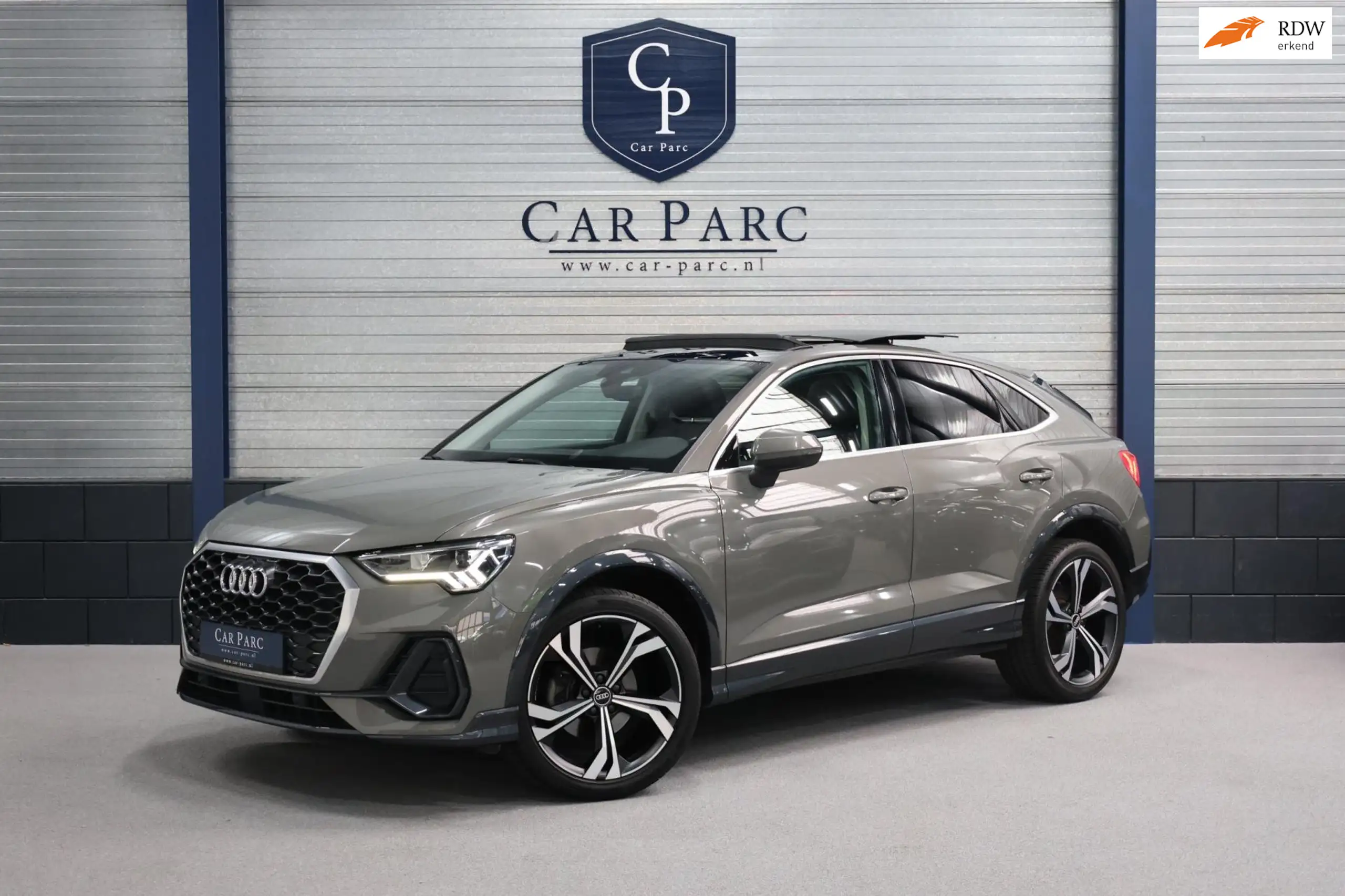 Audi - Q3