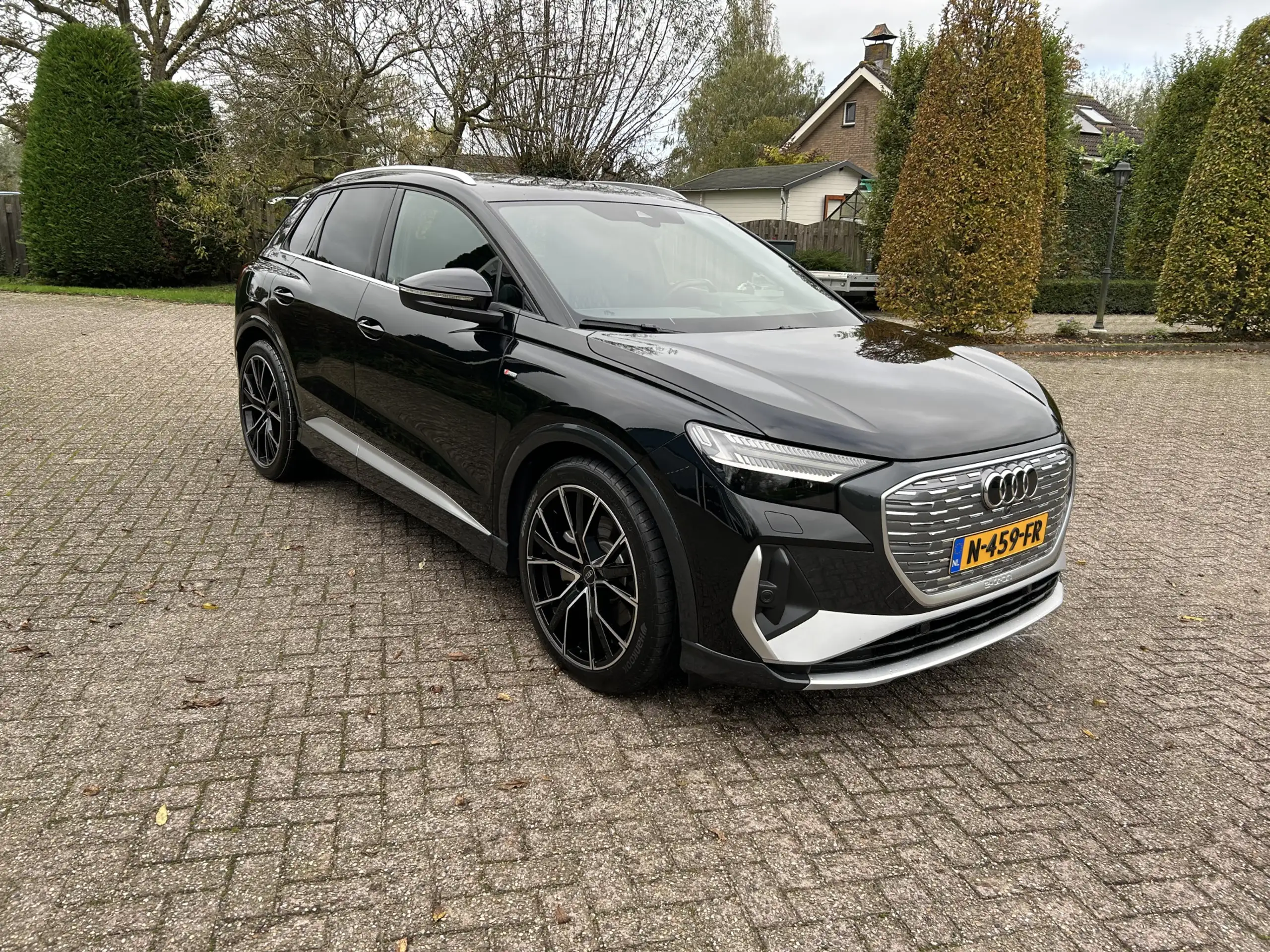 Audi - Q4 e-tron