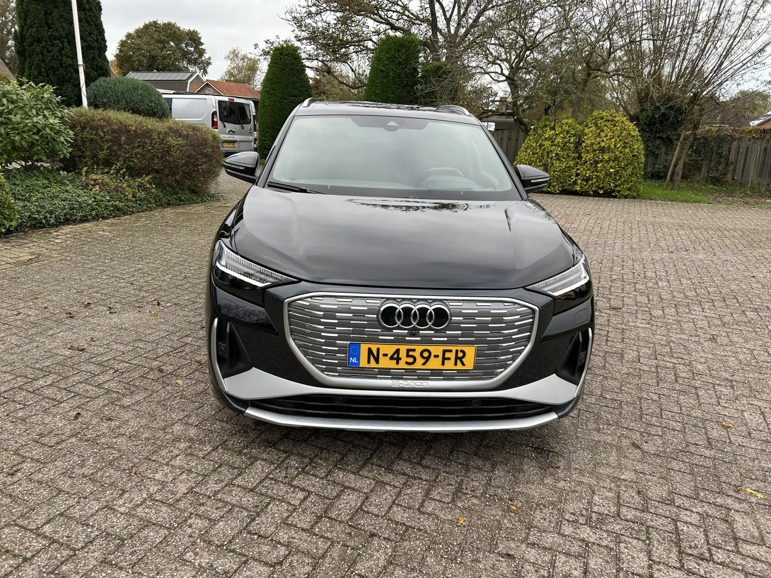 Audi - Q4 e-tron