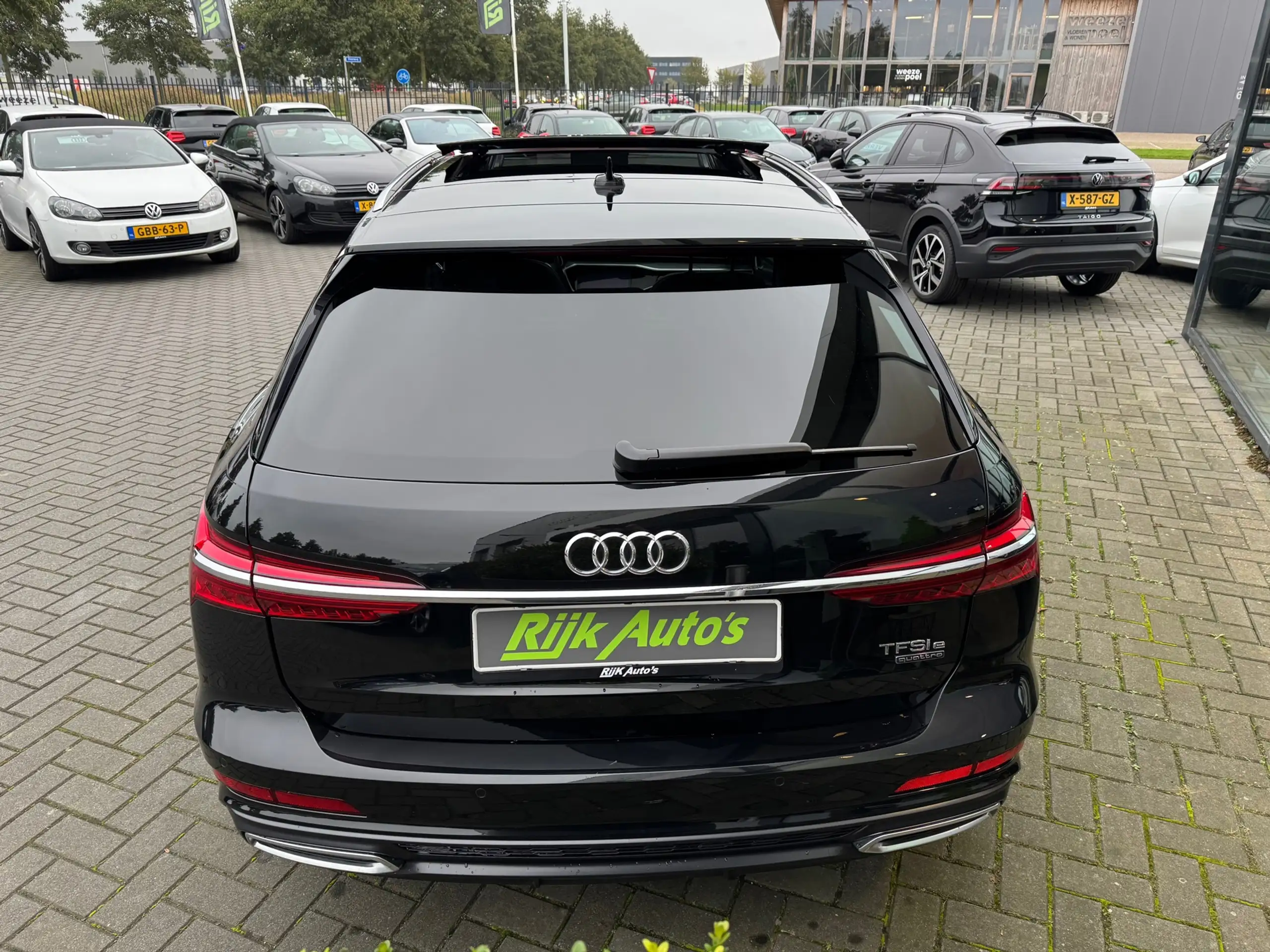 Audi - A6