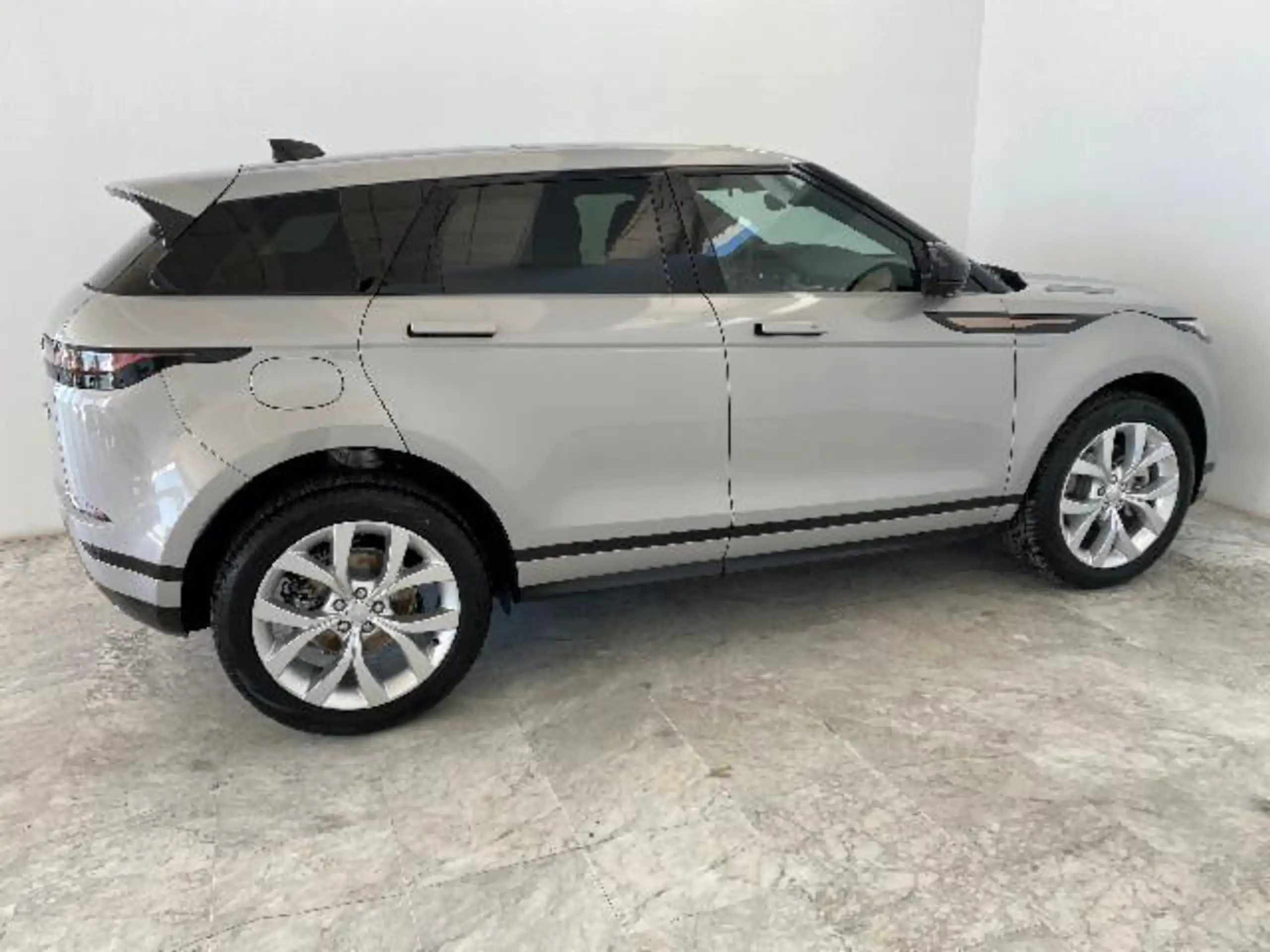 Land Rover - Range Rover Evoque